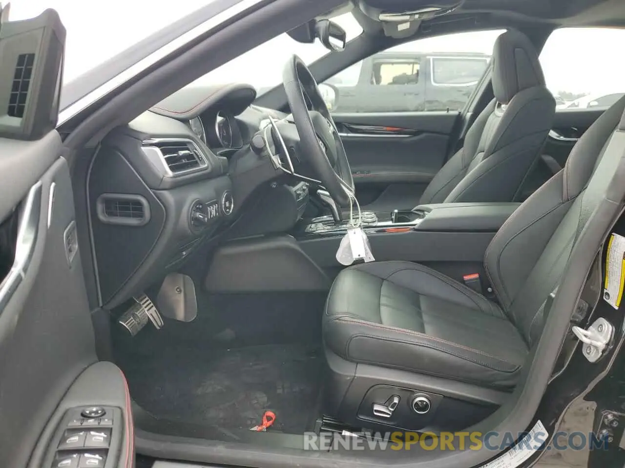 7 fotografías del automóvil dañado ZAM57YTS3M1357665 MASERATI ALL MODELS 2021