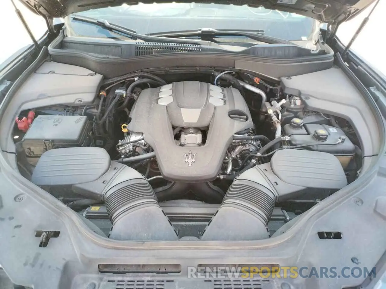 7 fotografías del automóvil dañado ZN661XUA9MX357840 MASERATI ALL MODELS 2021
