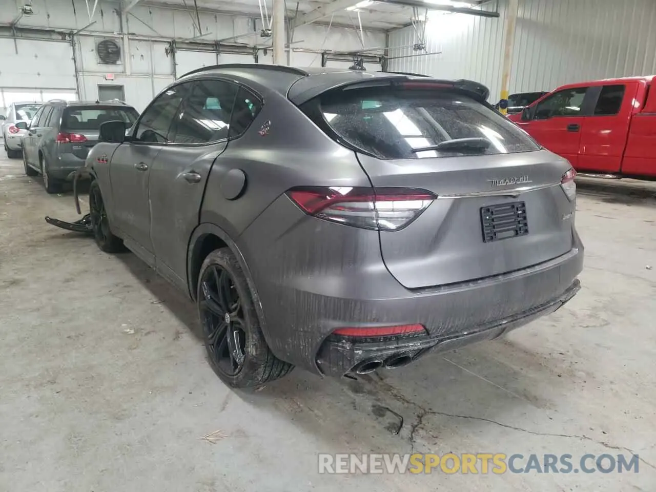3 fotografías del automóvil dañado ZN661ZUA3MX366125 MASERATI ALL MODELS 2021