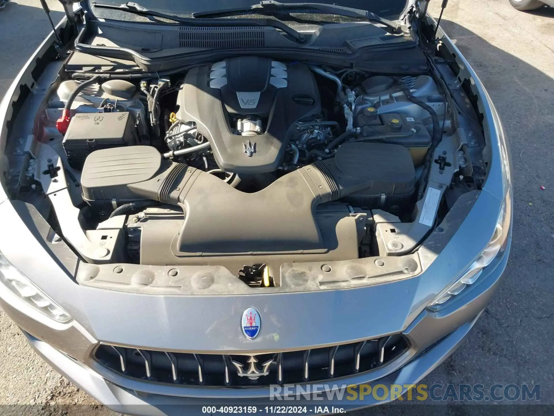 10 fotografías del automóvil dañado ZAM57XSA6K1311103 MASERATI GHIBLI 2019