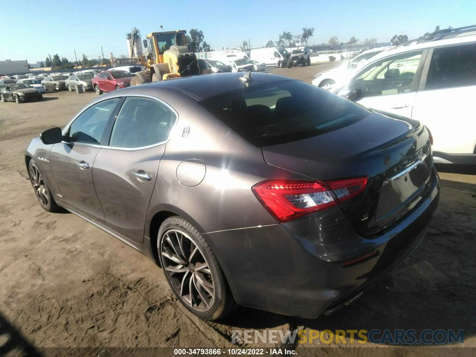 3 fotografías del automóvil dañado ZAM57YSL6K1338602 MASERATI GHIBLI 2019