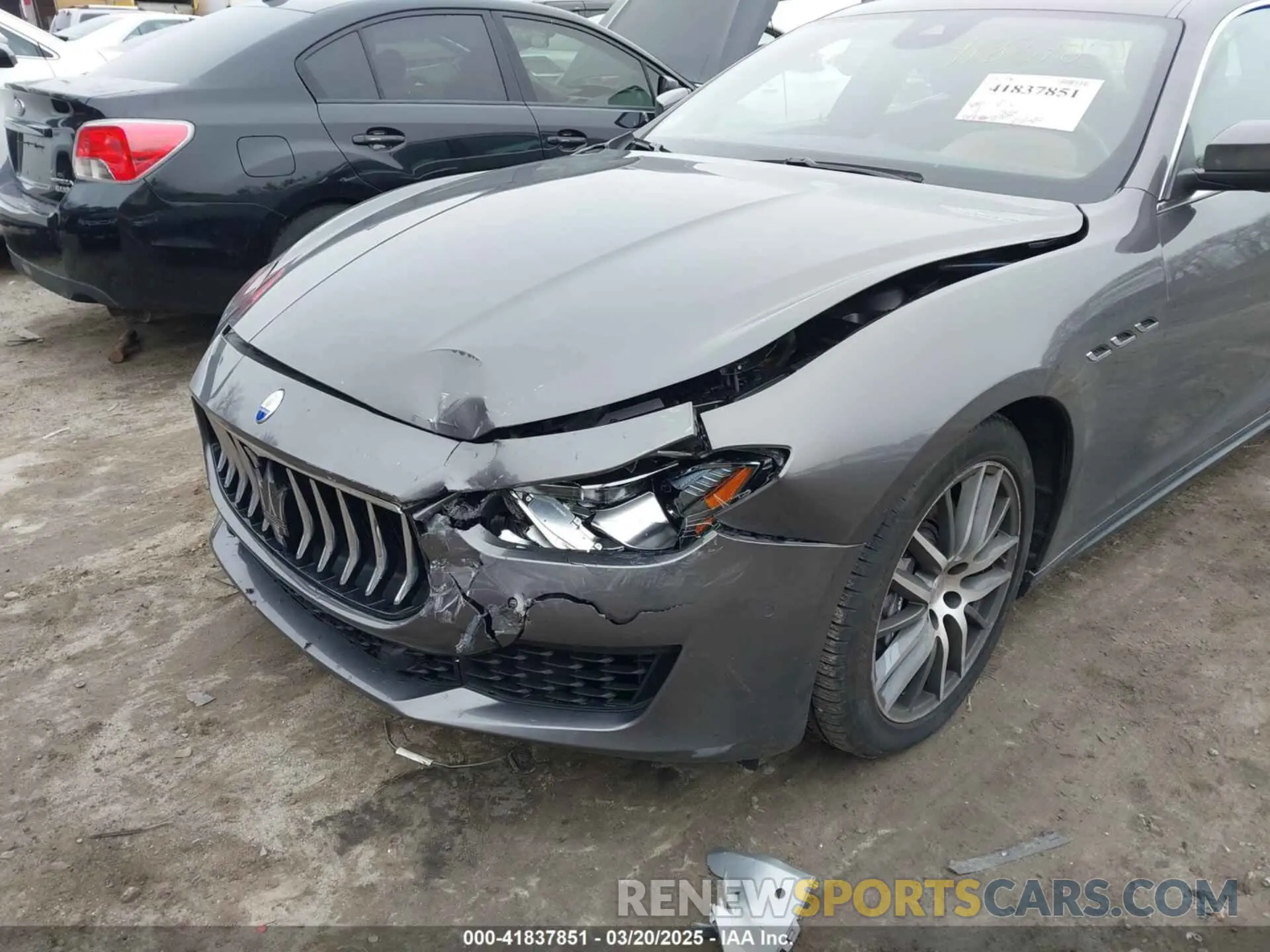 6 fotografías del automóvil dañado ZAM57YTA2K1315430 MASERATI GHIBLI 2019