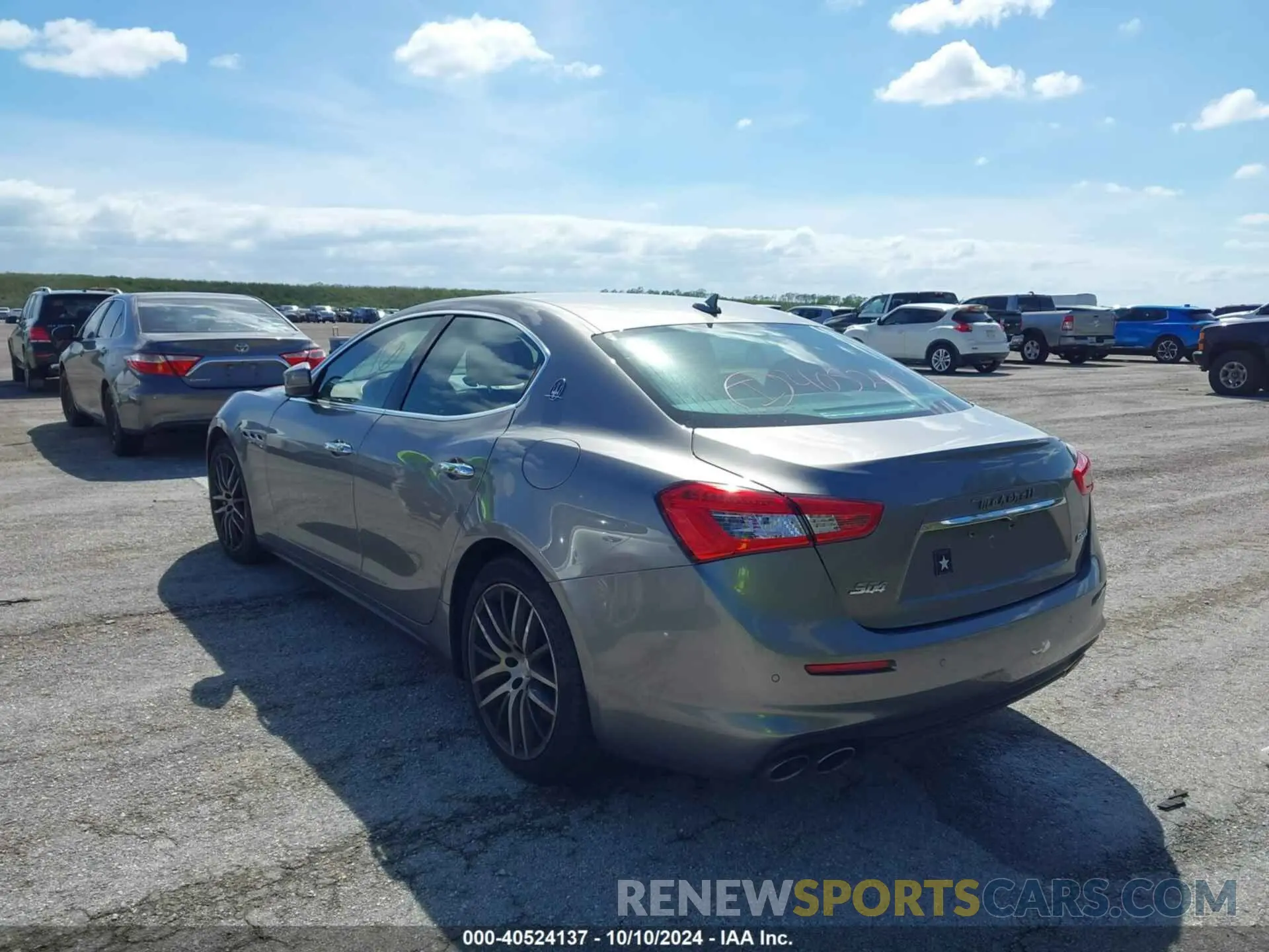 3 fotografías del automóvil dañado ZAM57YTA4K1329569 MASERATI GHIBLI 2019