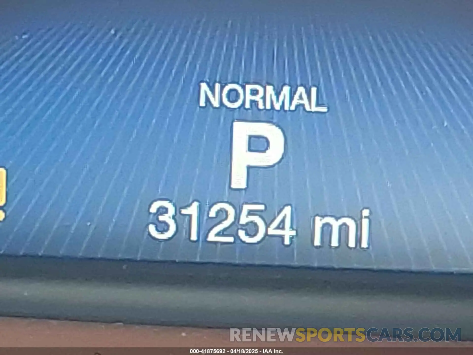 16 fotografías del automóvil dañado ZAM57YTLXK1338200 MASERATI GHIBLI 2019