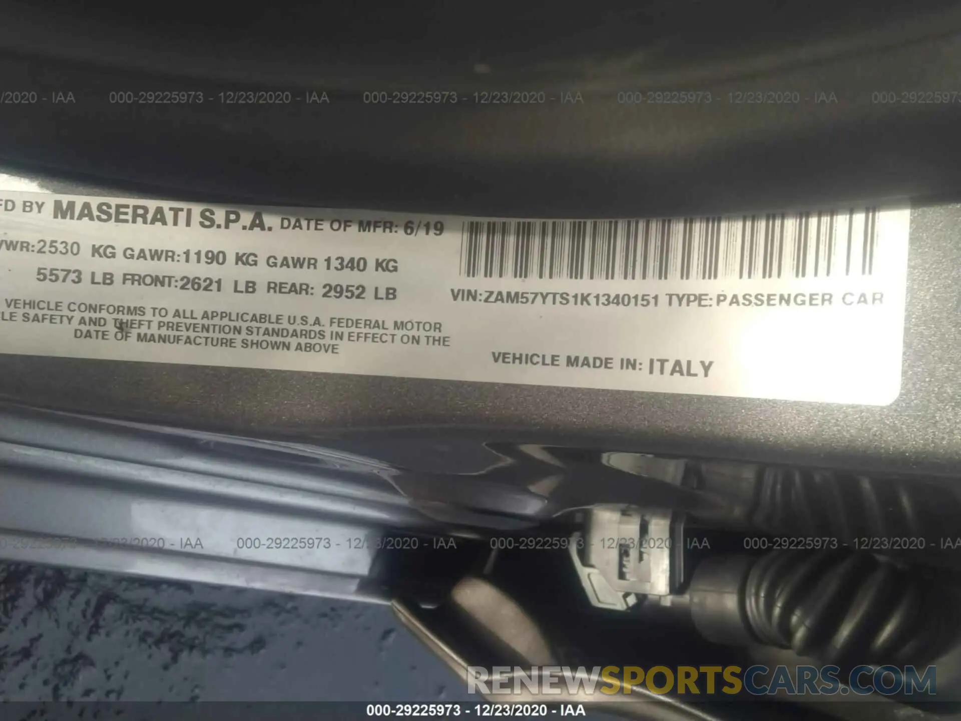 9 fotografías del automóvil dañado ZAM57YTS1K1340151 MASERATI GHIBLI 2019