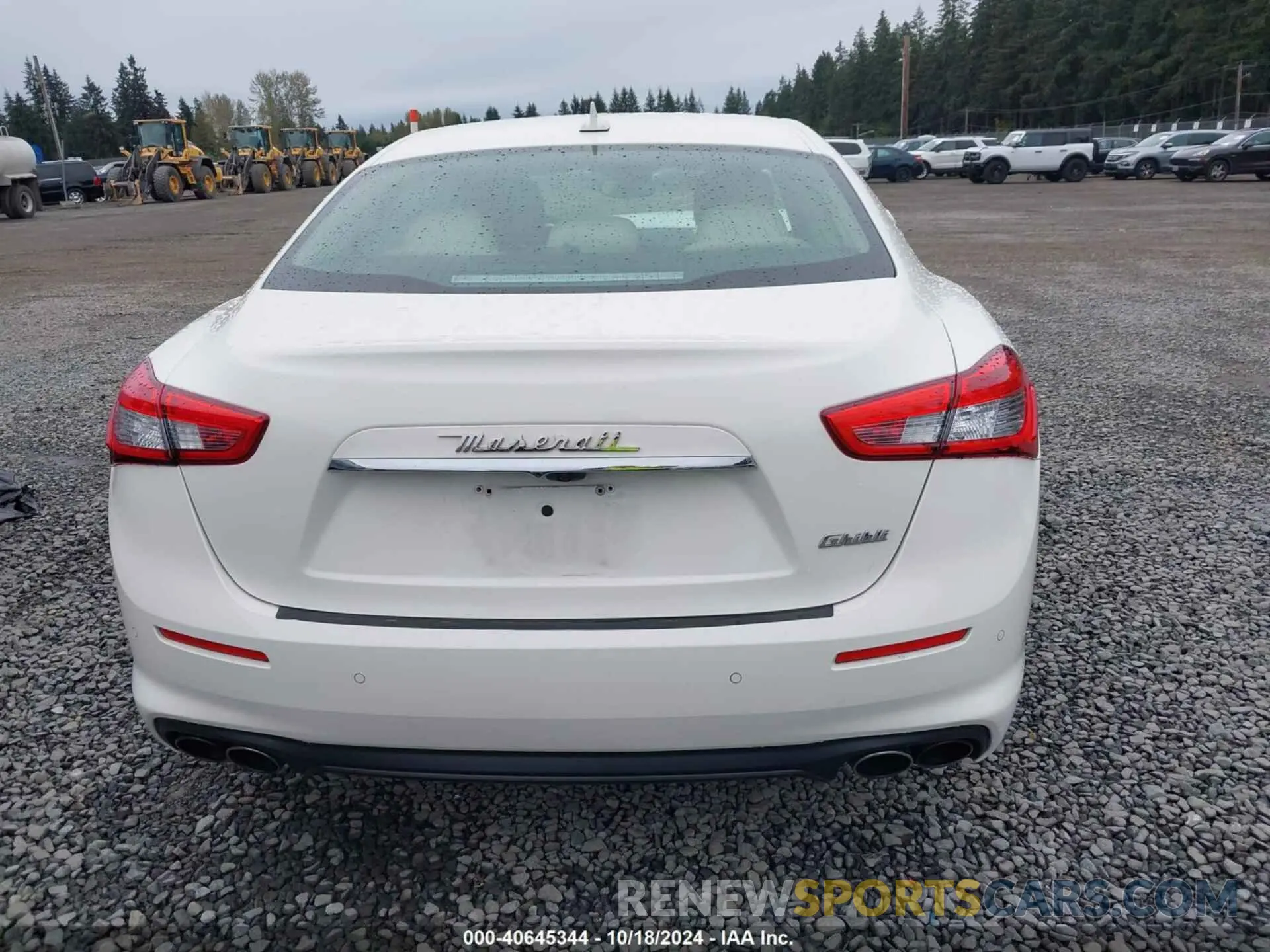 16 fotografías del automóvil dañado ZAM57XSA4L1344425 MASERATI GHIBLI 2020