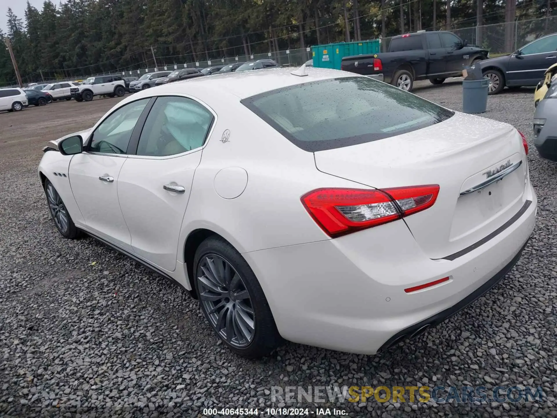 3 fotografías del automóvil dañado ZAM57XSA4L1344425 MASERATI GHIBLI 2020