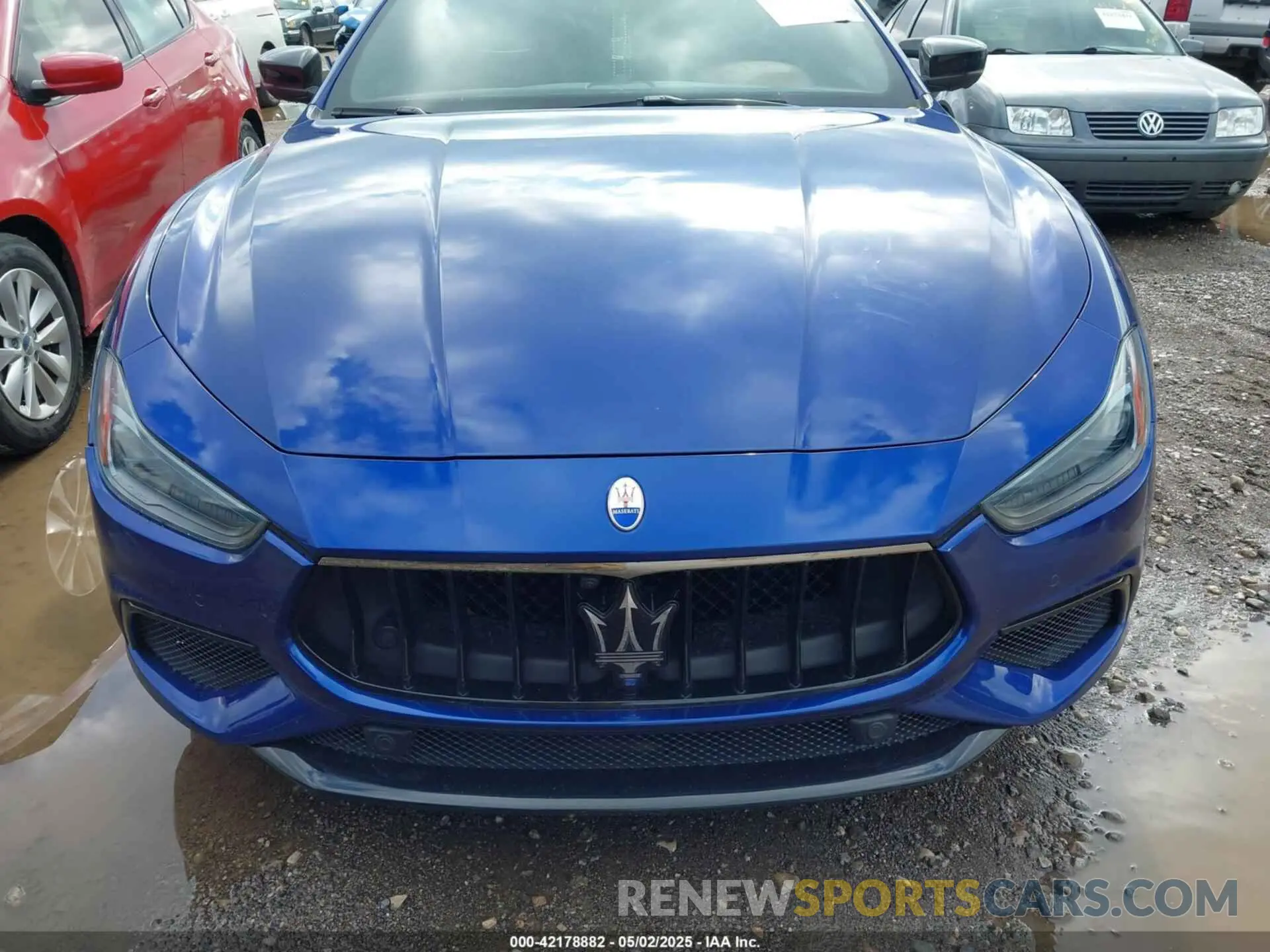 13 fotografías del automóvil dañado ZAM57YTS9L1353960 MASERATI GHIBLI 2020
