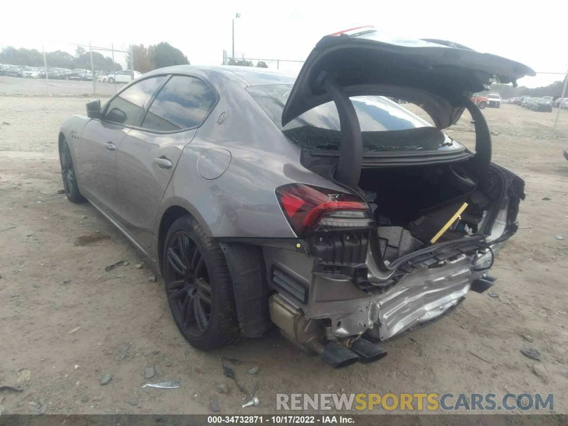 3 fotografías del automóvil dañado ZAM57XSA5M1365625 MASERATI GHIBLI 2021