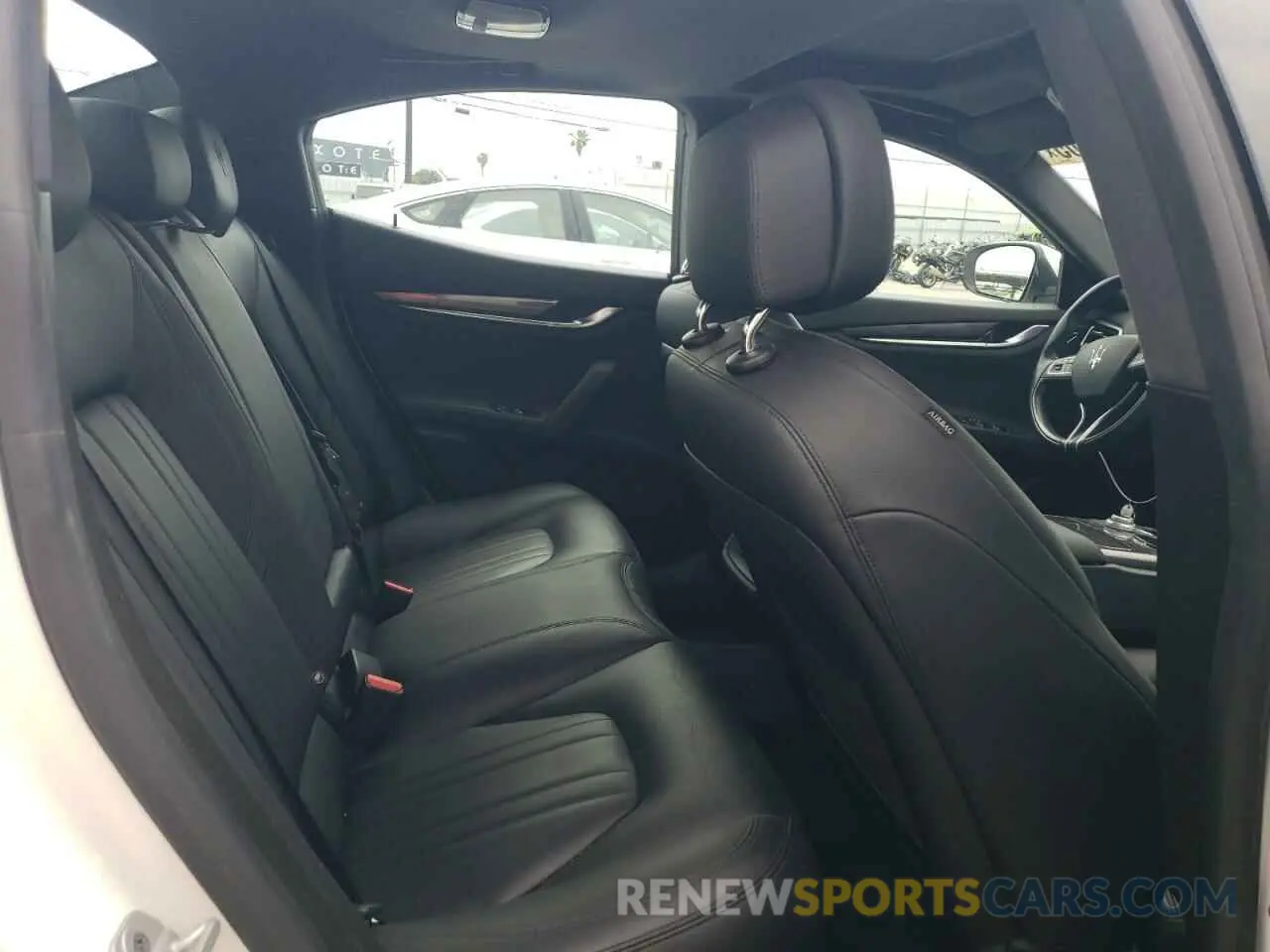 10 fotografías del automóvil dañado ZAM57XSAXN1390716 MASERATI GHIBLI BAS 2022