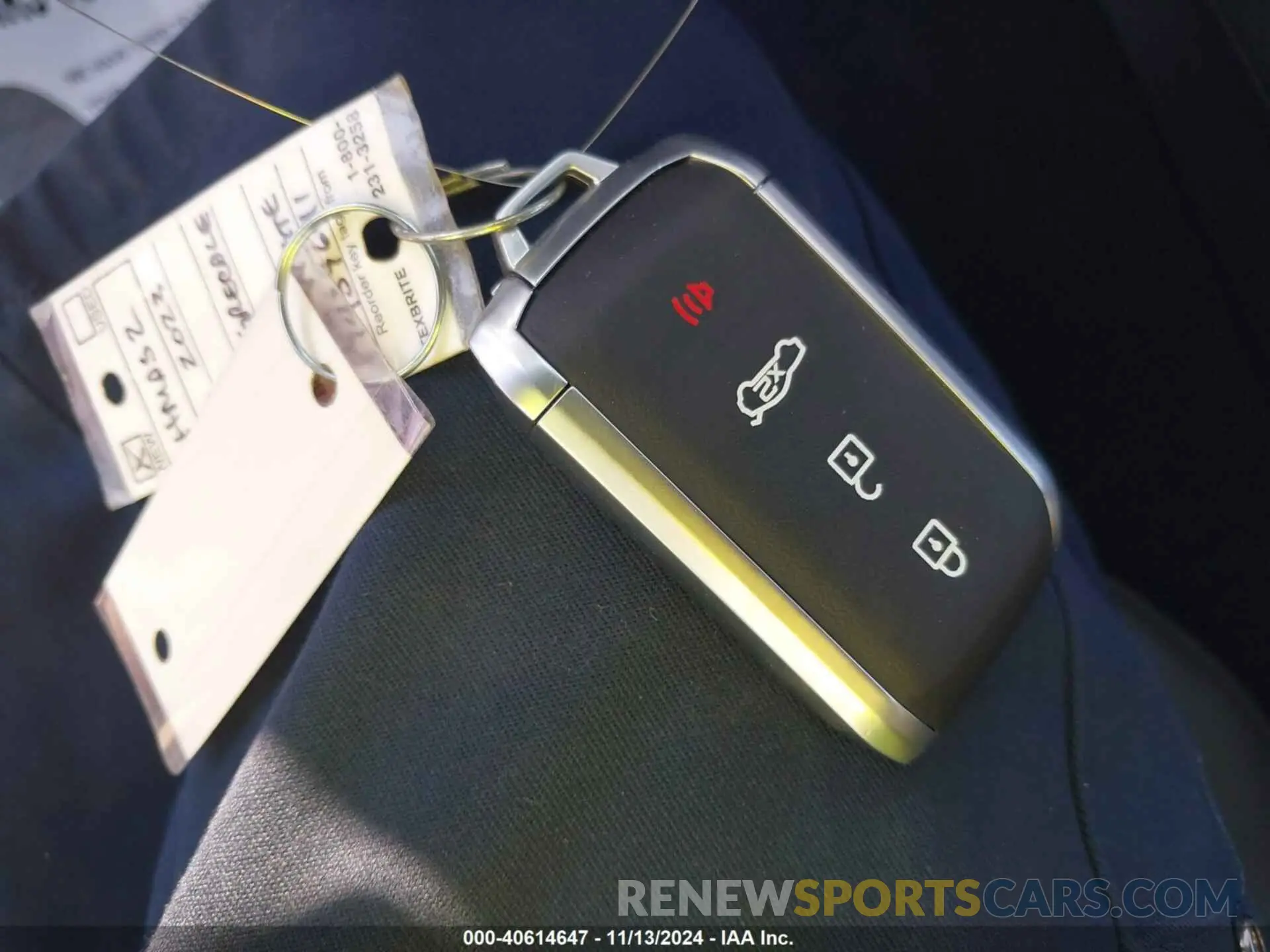 11 fotografías del automóvil dañado ZN682AVA0P7439641 MASERATI GRECALE 2023