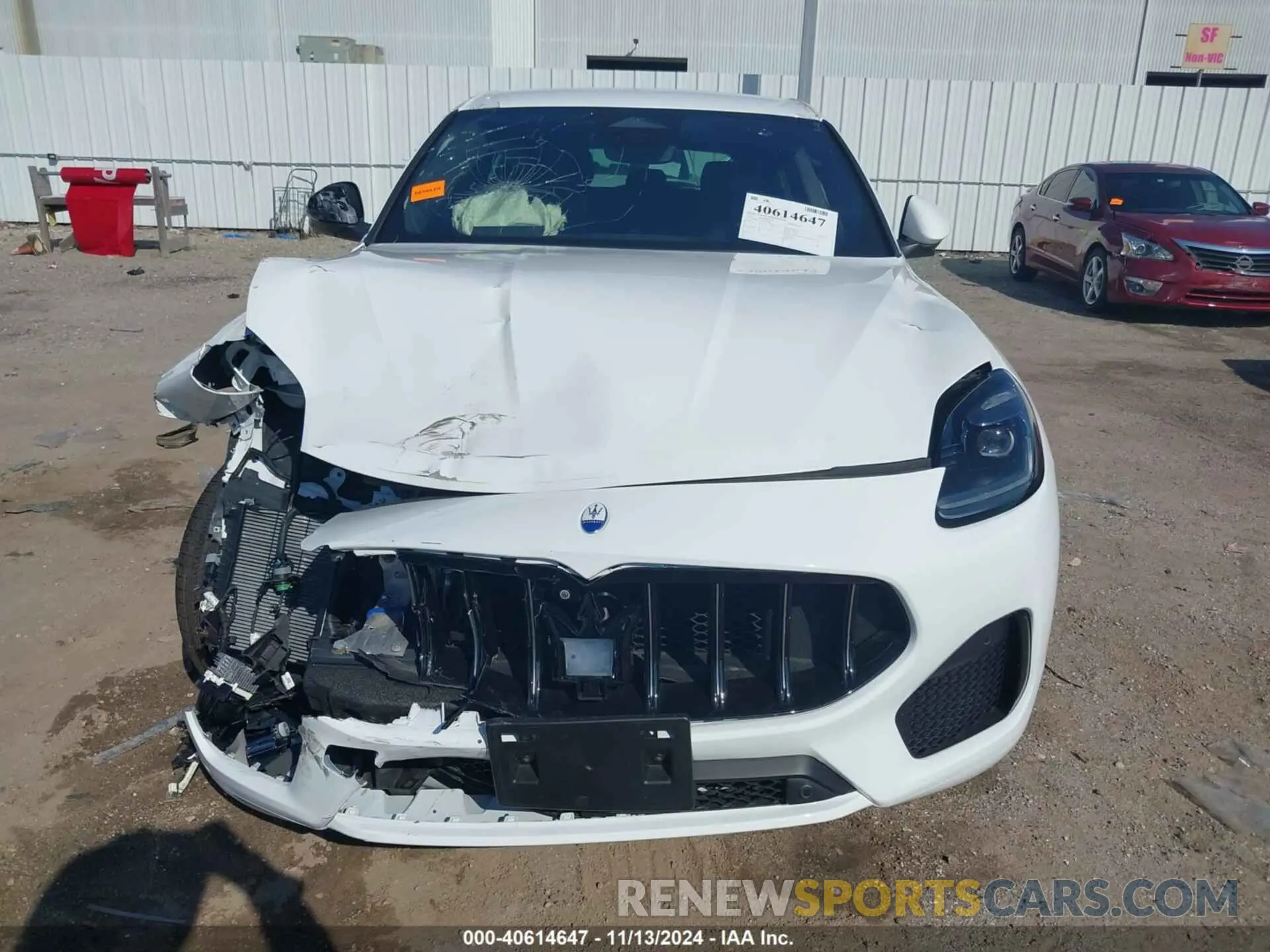 12 fotografías del automóvil dañado ZN682AVA0P7439641 MASERATI GRECALE 2023