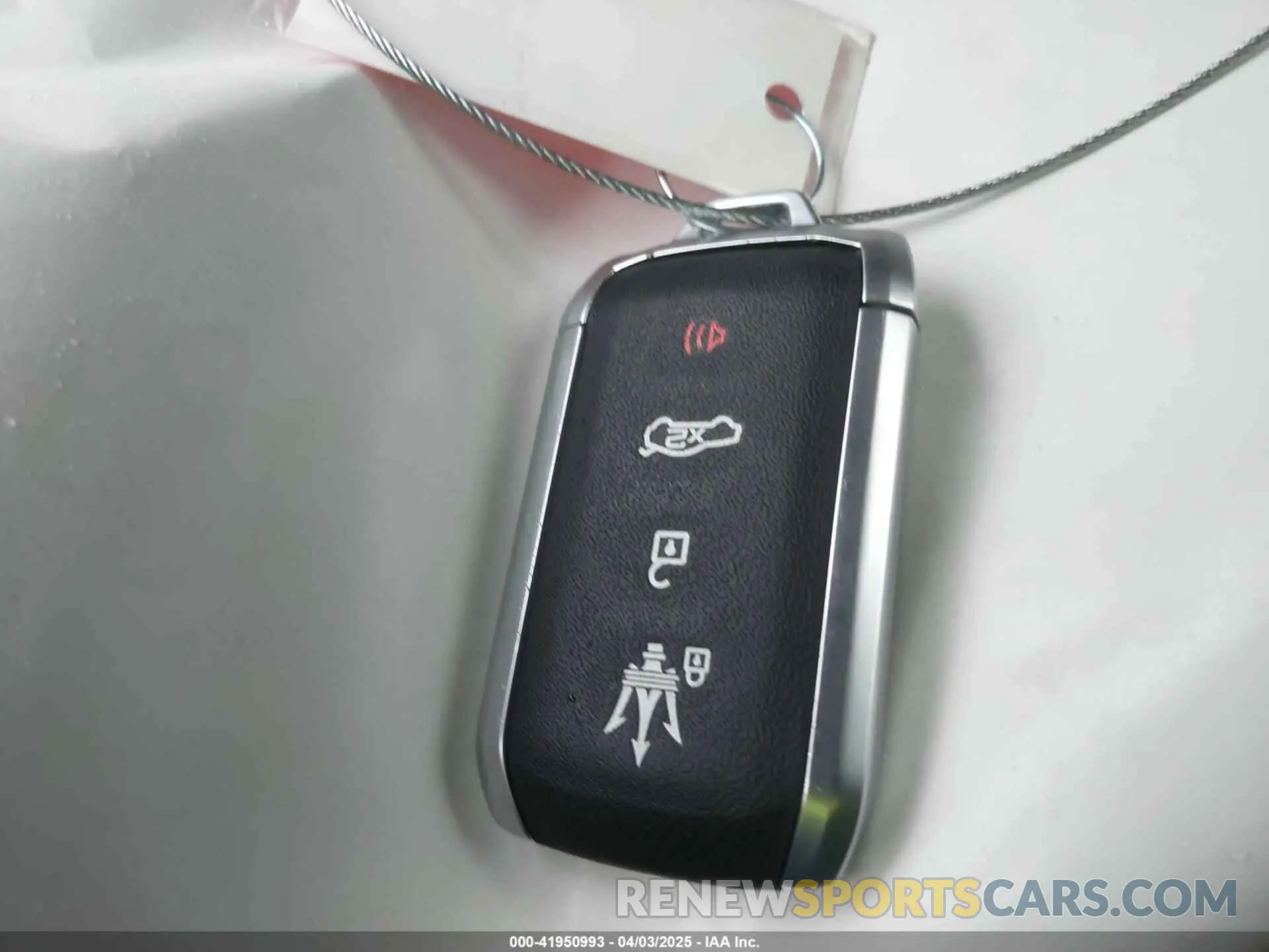 11 fotografías del automóvil dañado ZN682AVA1P7416028 MASERATI GRECALE 2023