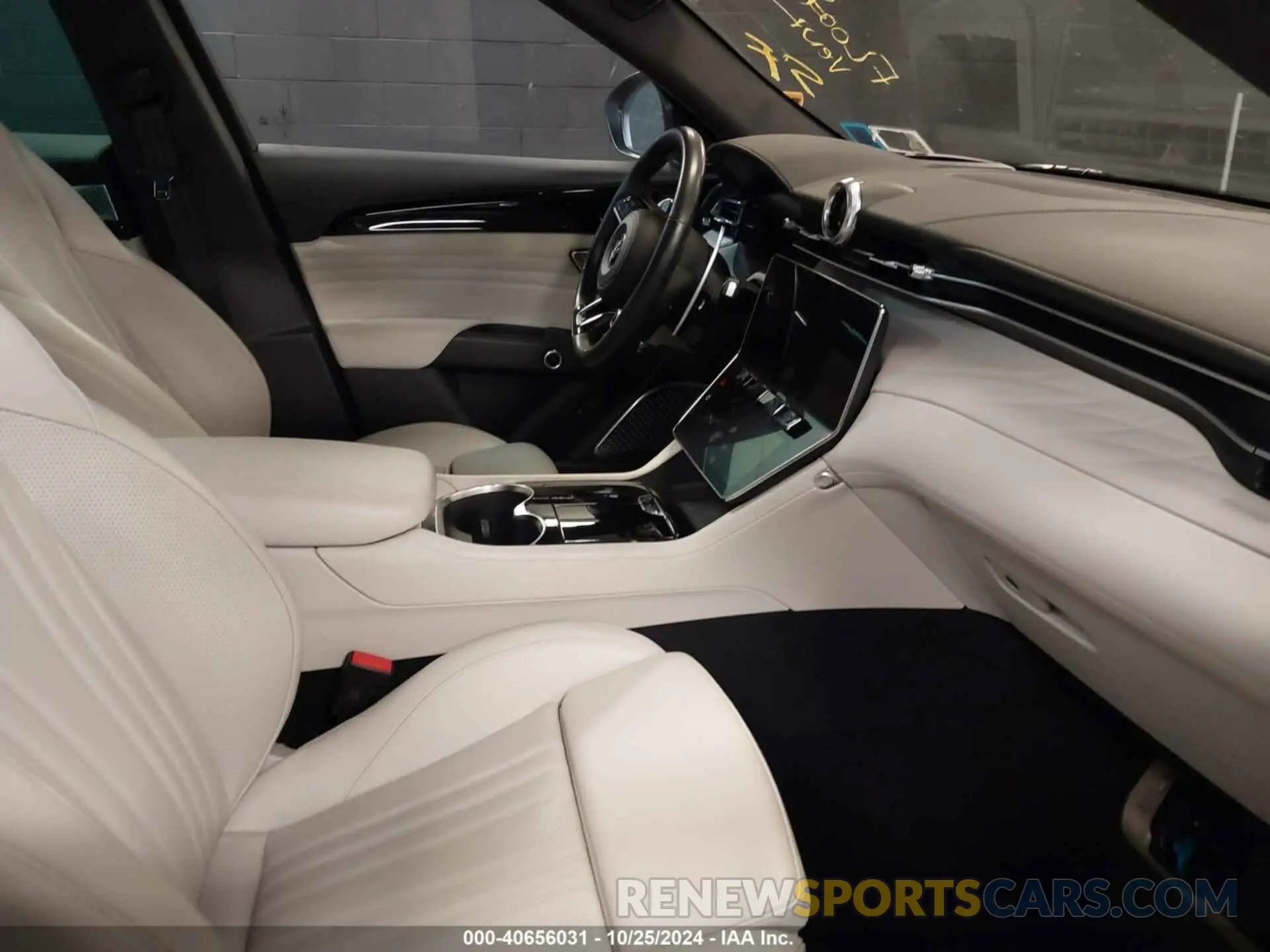 5 fotografías del automóvil dañado ZN682AVM7P7407683 MASERATI GRECALE 2023