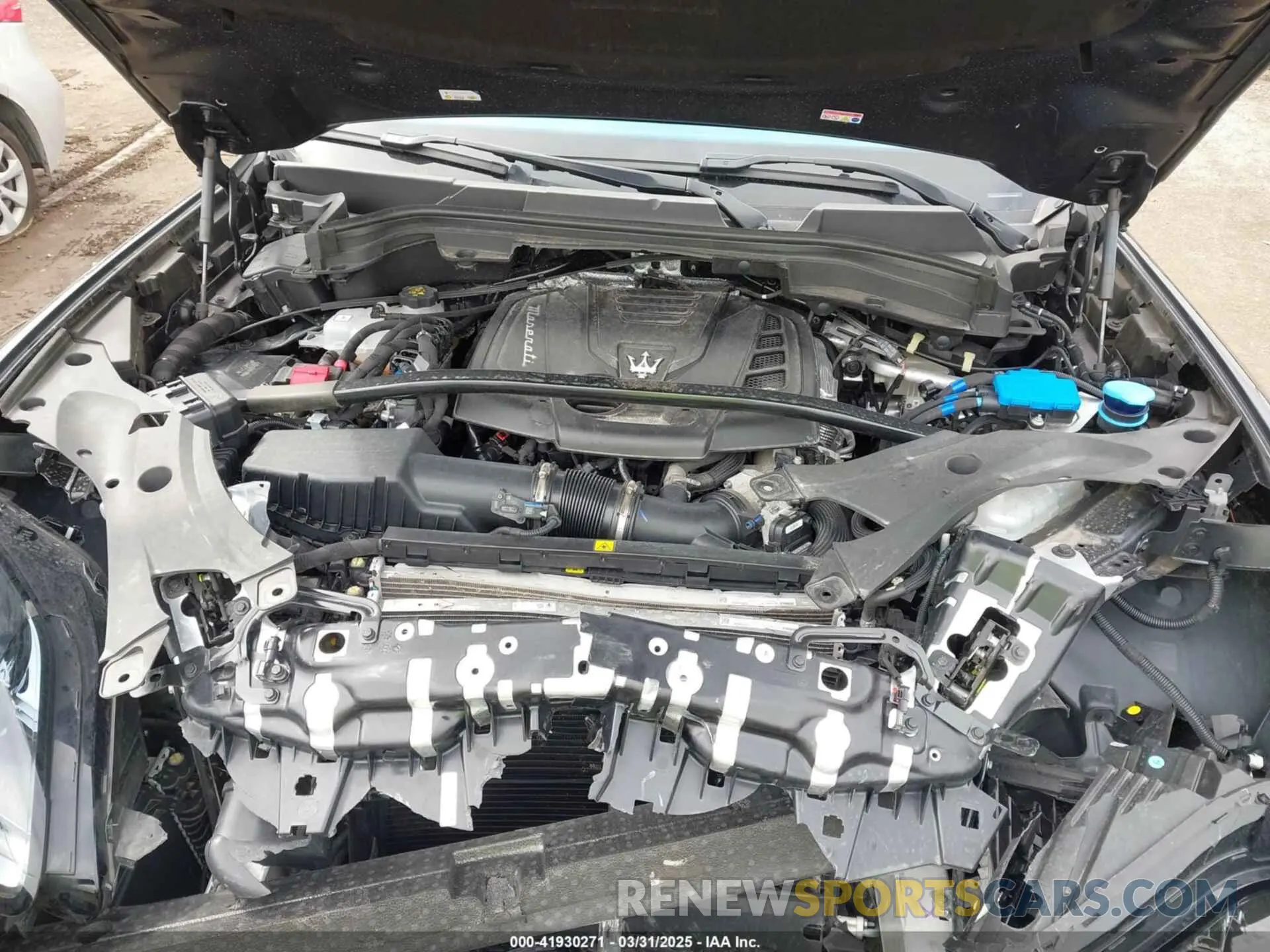10 fotografías del automóvil dañado ZN682AVM9P7427319 MASERATI GRECALE 2023