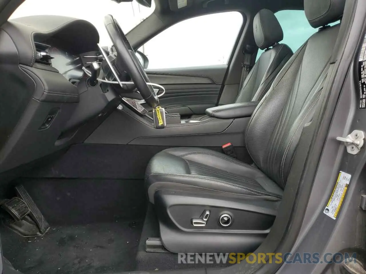 7 fotografías del automóvil dañado ZN682AVA4P7415889 MASERATI GRECALE GT 2023