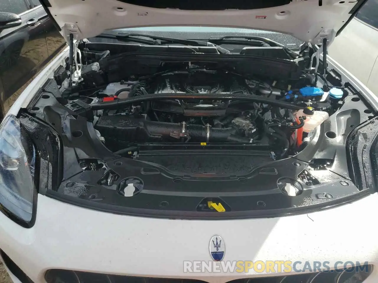 12 fotografías del automóvil dañado ZN682AVA6P7439854 MASERATI GRECALE GT 2023