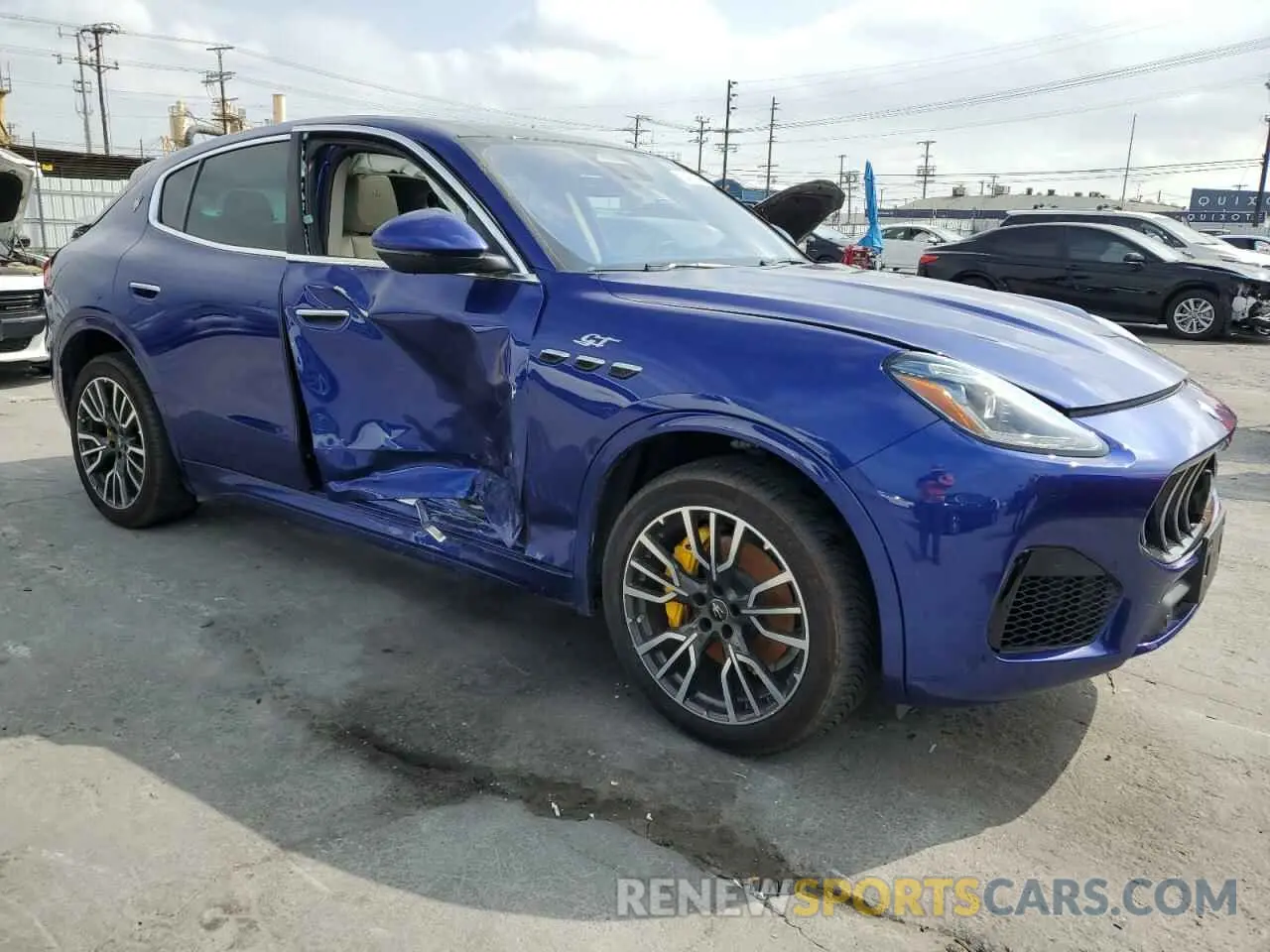 4 fotografías del automóvil dañado ZN682AVA7P7416325 MASERATI GRECALE GT 2023