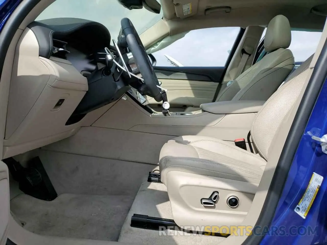 7 fotografías del automóvil dañado ZN682AVA7P7416325 MASERATI GRECALE GT 2023