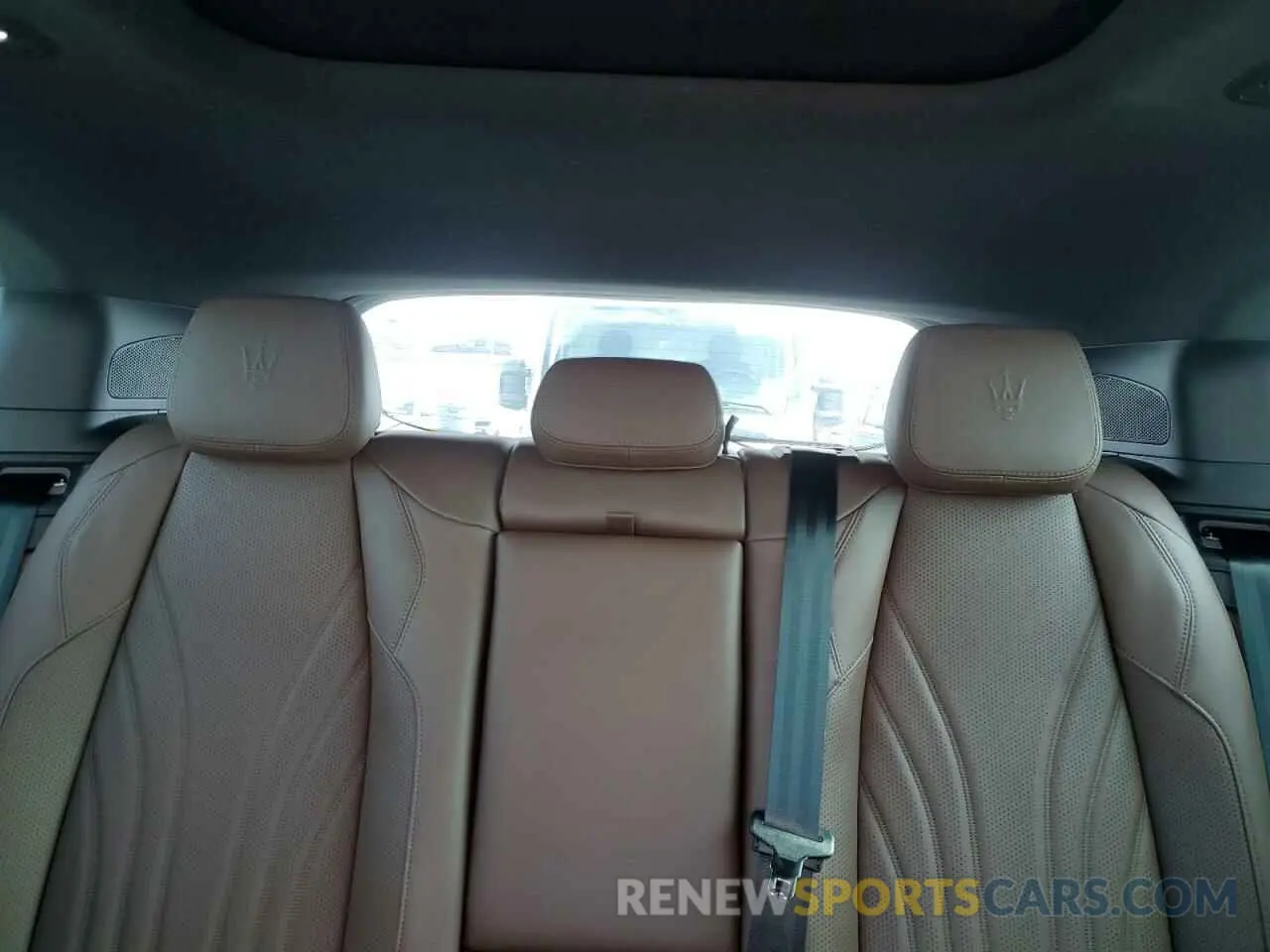 10 fotografías del automóvil dañado ZN682AVA7P7429527 MASERATI GRECALE GT 2023