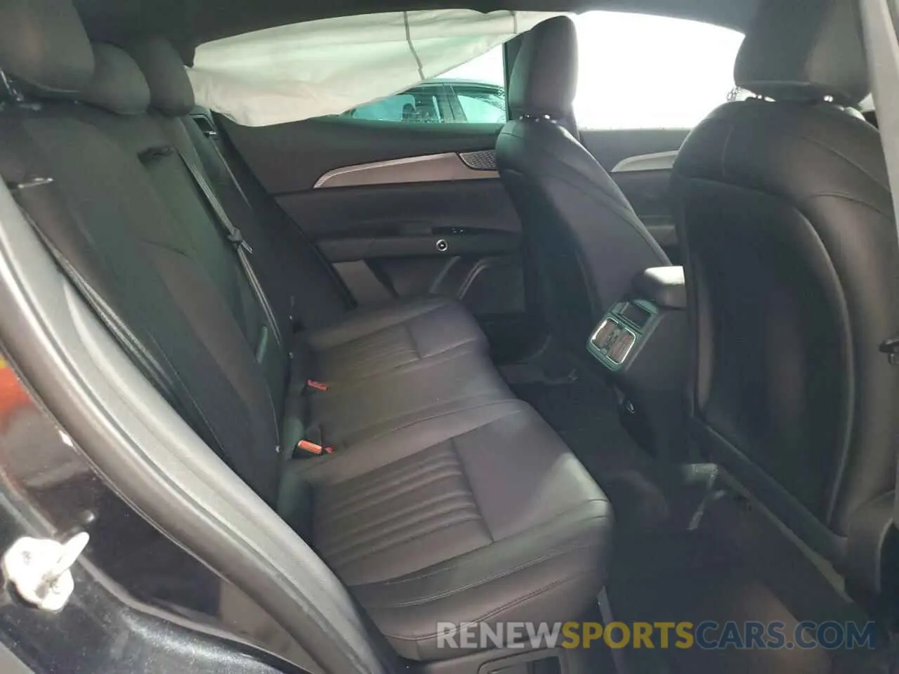 11 fotografías del automóvil dañado ZN6PMDAA5R7449453 MASERATI GRECALE GT 2024