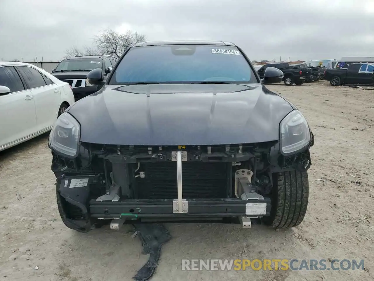5 fotografías del automóvil dañado ZN682AVM1P7407775 MASERATI GRECALE MO 2023