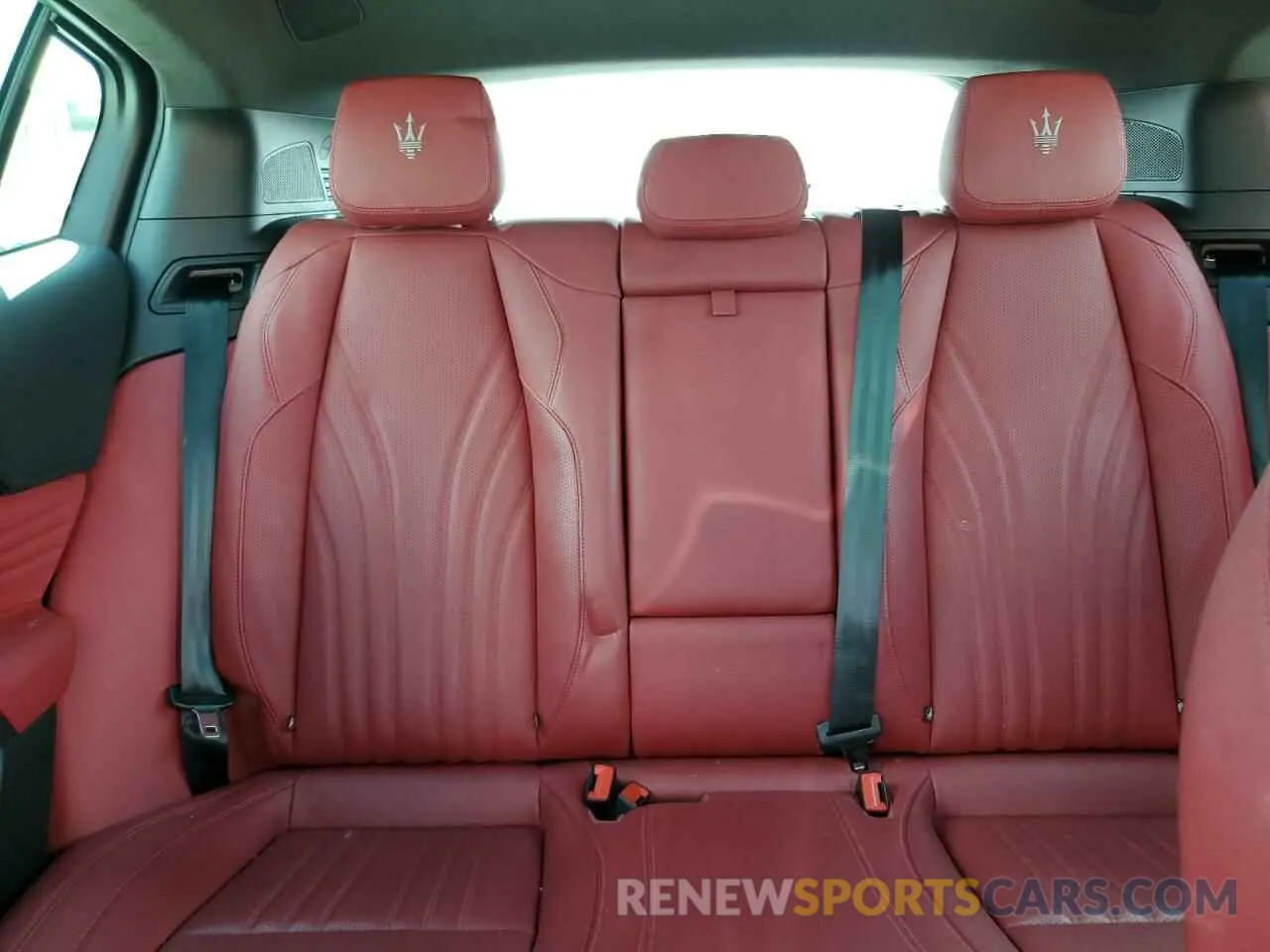 10 fotografías del automóvil dañado ZN682AVM3P7407857 MASERATI GRECALE MO 2023