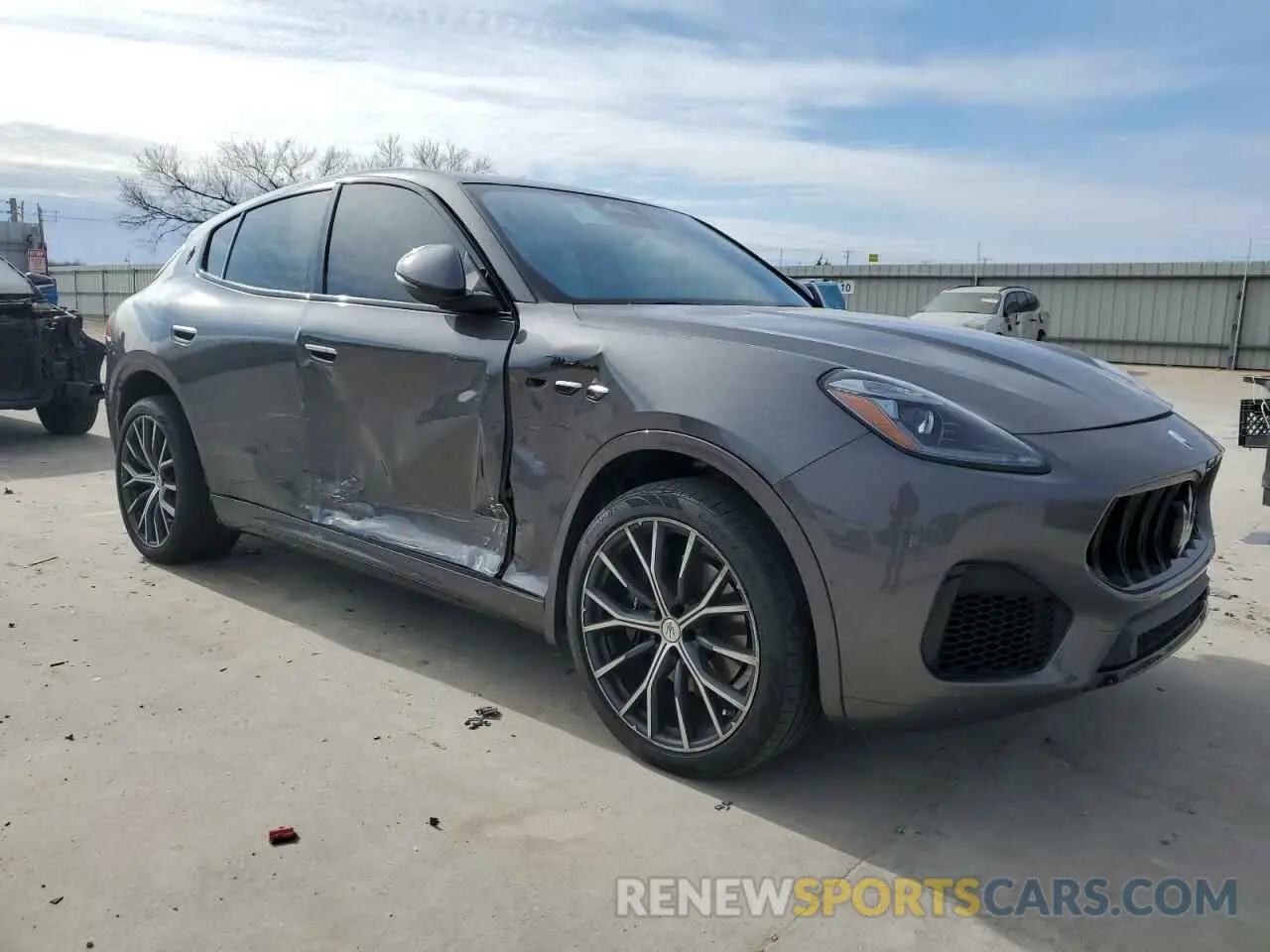 4 fotografías del automóvil dañado ZN682AVM8P7434729 MASERATI GRECALE MO 2023