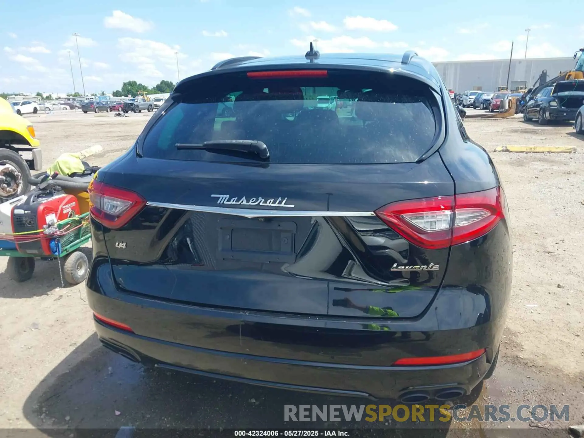16 fotografías del automóvil dañado ZN661XUA2KX325342 MASERATI LEVANTE 2019