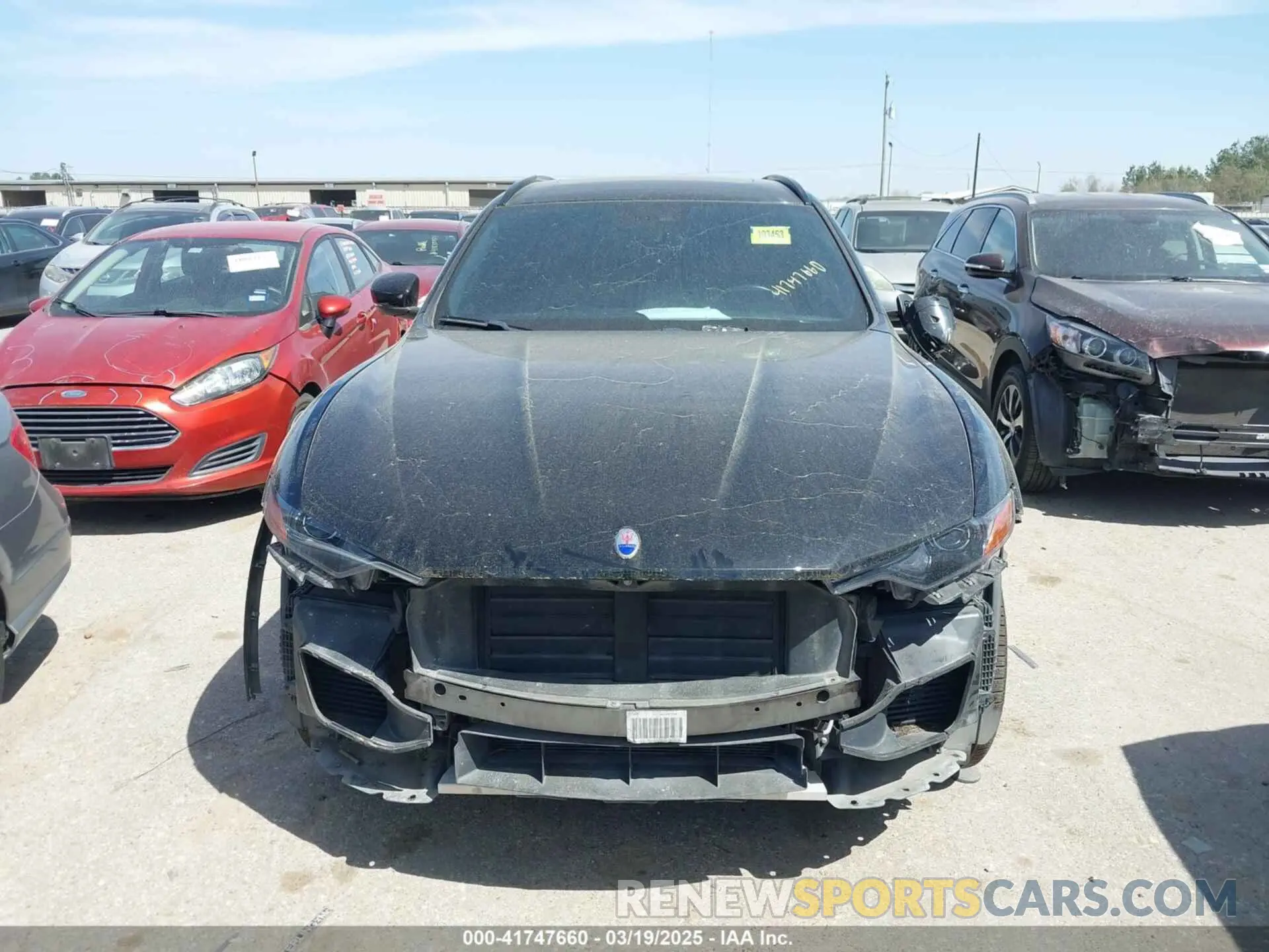 11 fotografías del automóvil dañado ZN661XUAXKX323919 MASERATI LEVANTE 2019