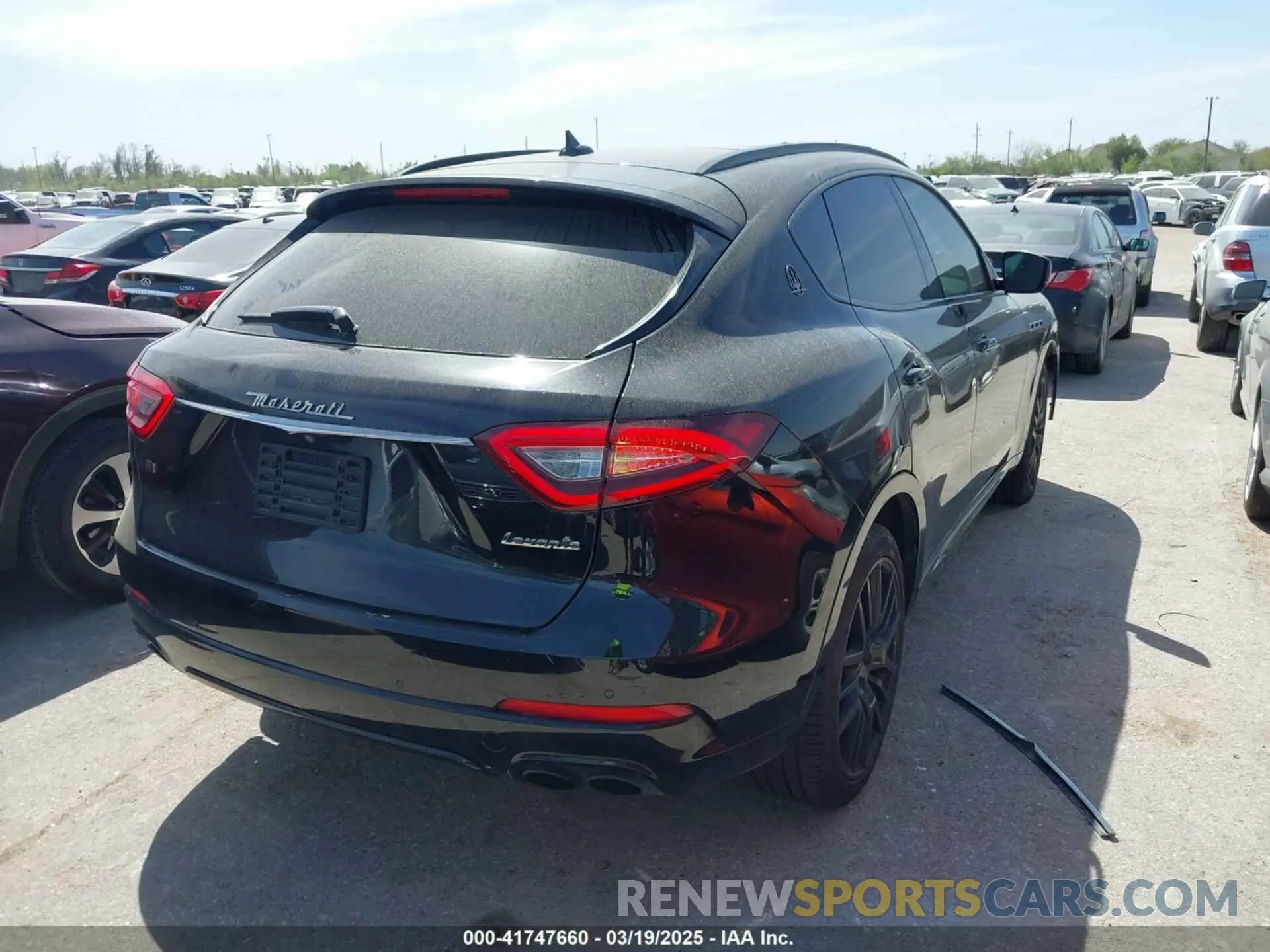 4 fotografías del automóvil dañado ZN661XUAXKX323919 MASERATI LEVANTE 2019