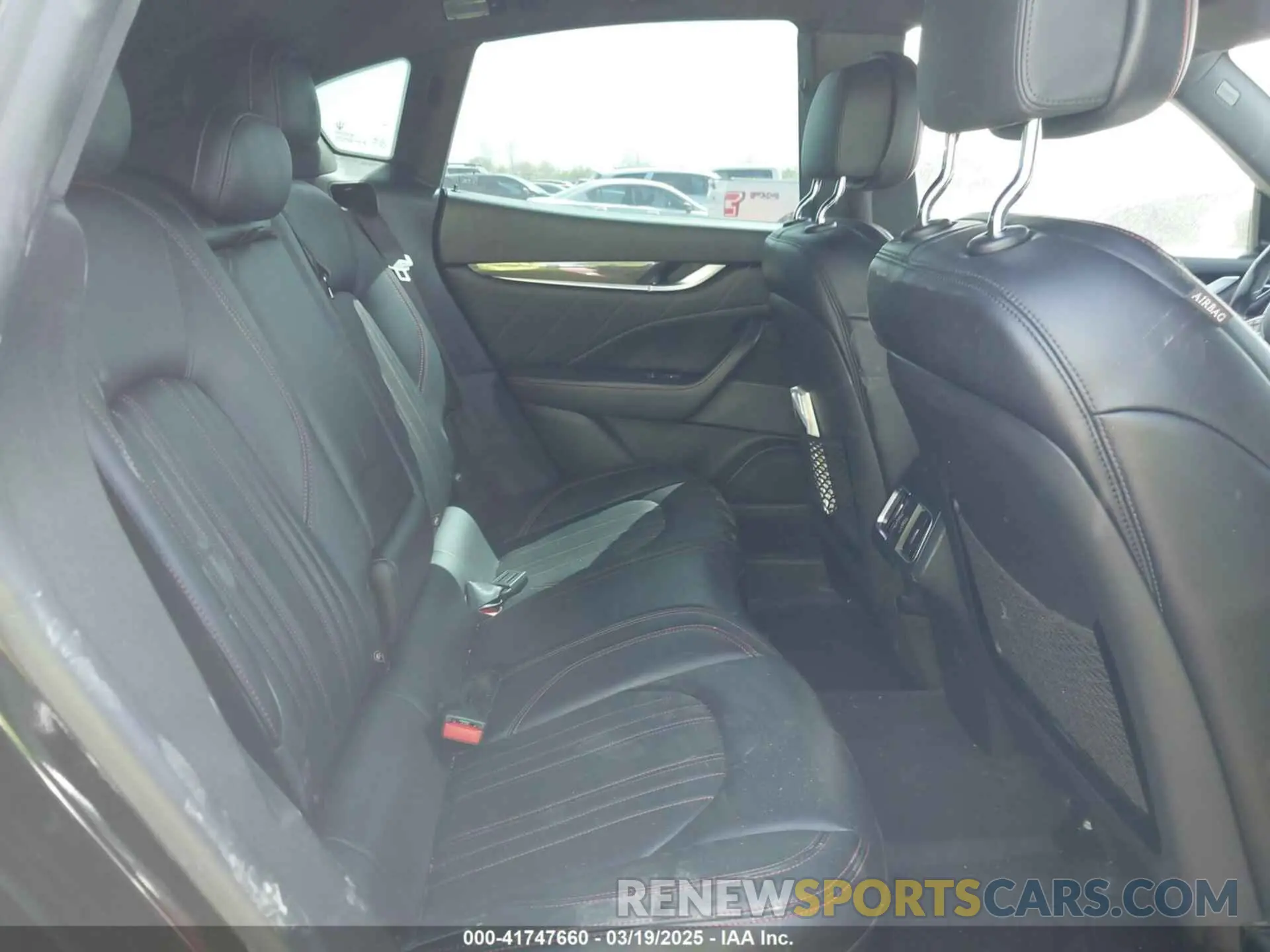 8 fotografías del automóvil dañado ZN661XUAXKX323919 MASERATI LEVANTE 2019