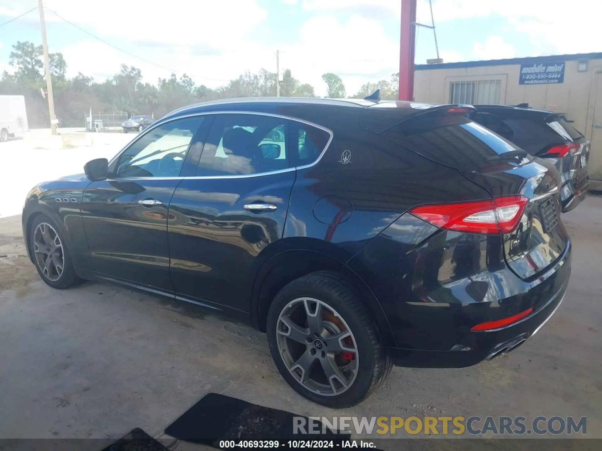 14 fotografías del automóvil dañado ZN661XUL7KX313740 MASERATI LEVANTE 2019