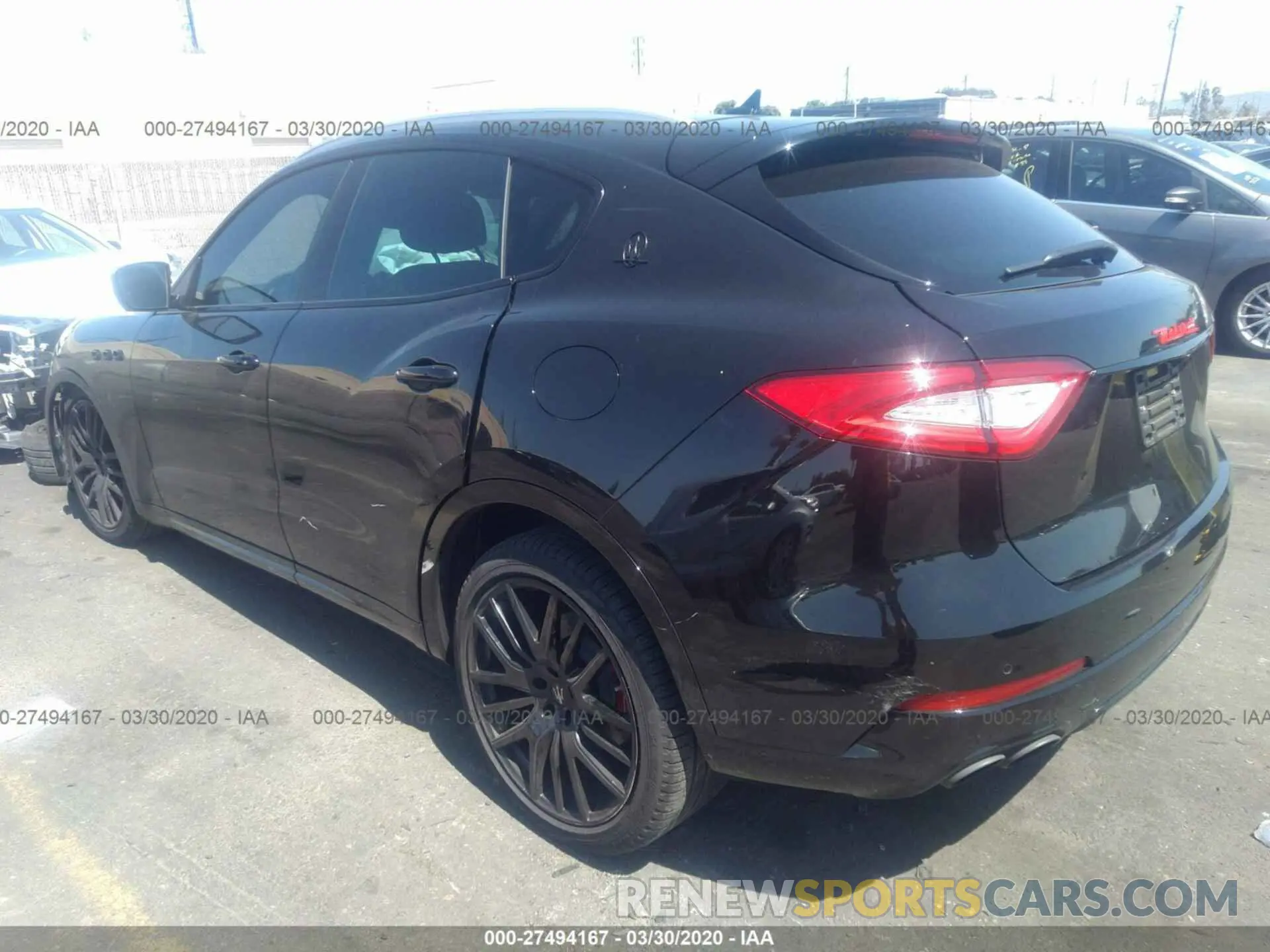 3 fotografías del automóvil dañado ZN661YUA4KX313652 MASERATI LEVANTE 2019