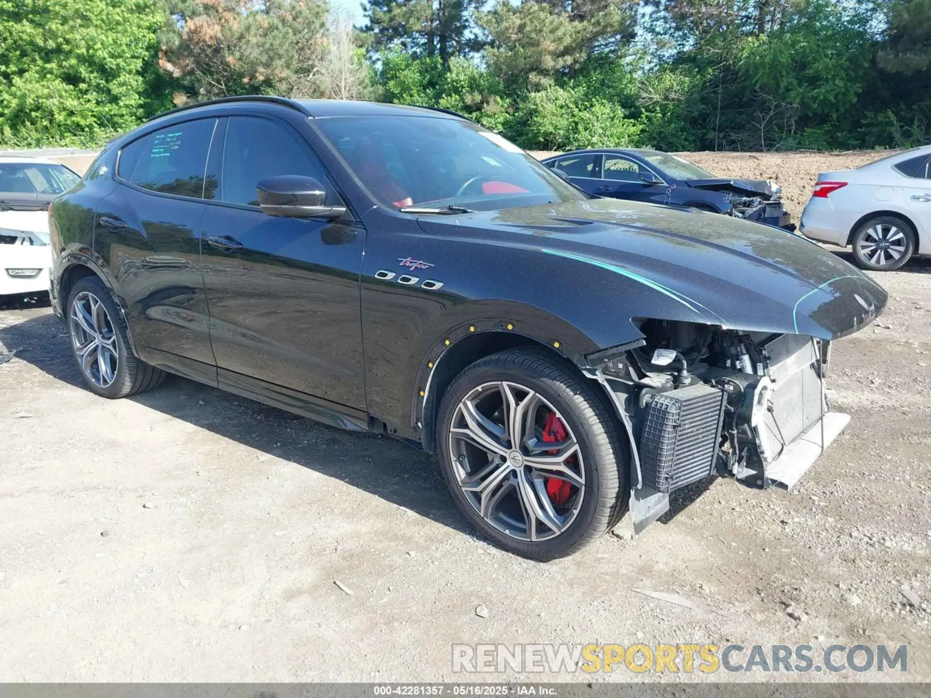 1 fotografías del automóvil dañado ZN661ZUA9KX332851 MASERATI LEVANTE 2019