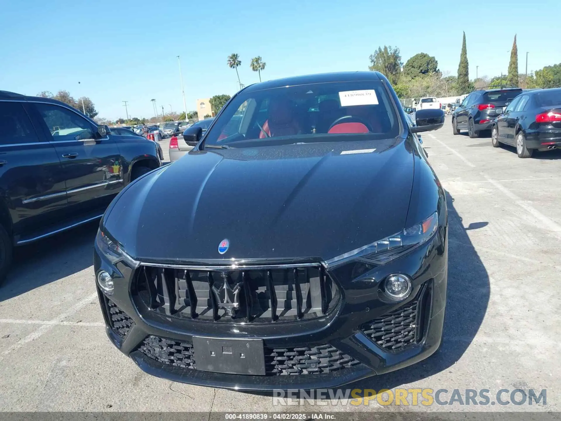 12 fotografías del automóvil dañado ZN661XUS2LX341454 MASERATI LEVANTE 2020