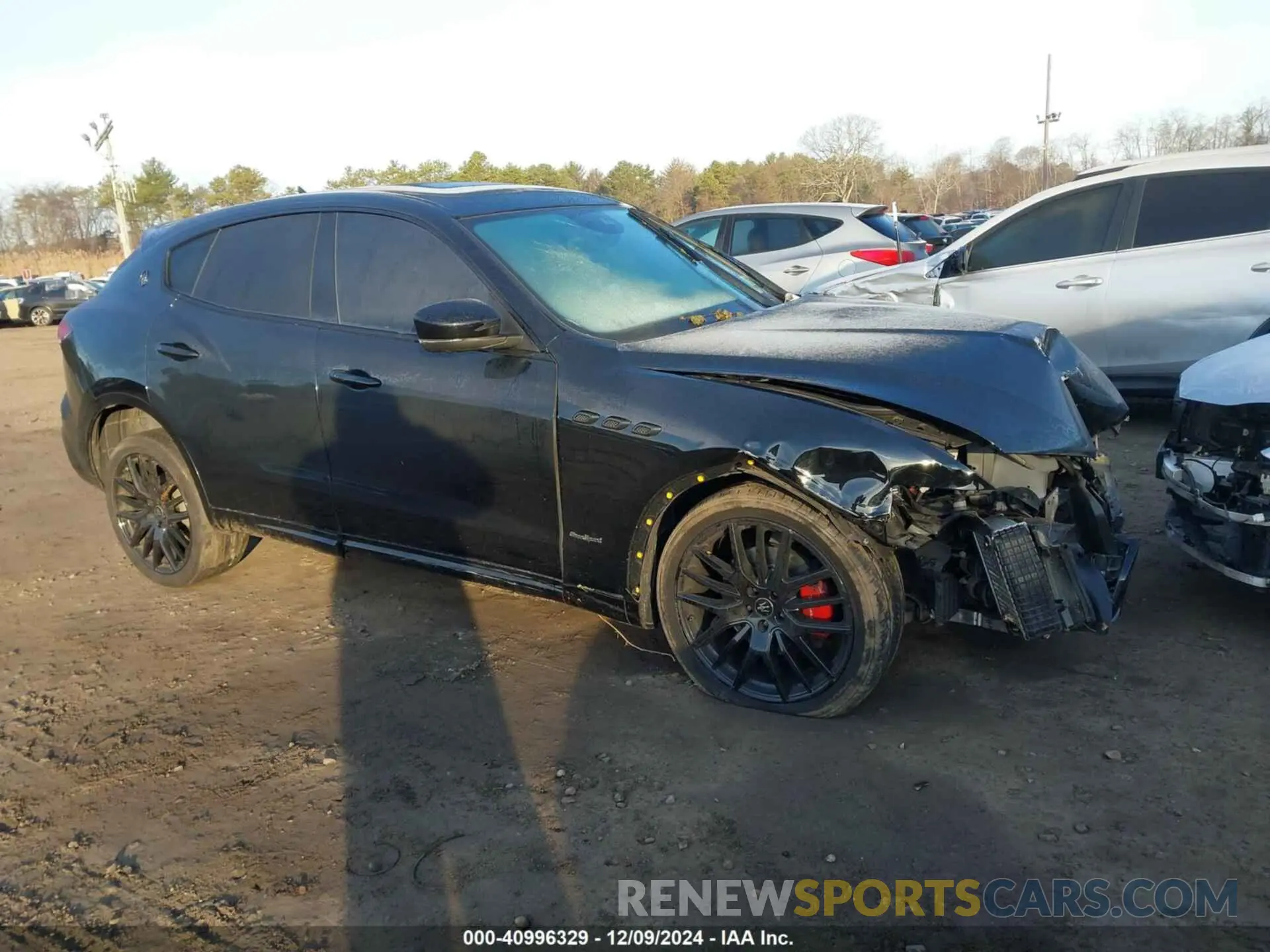 1 fotografías del automóvil dañado ZN661XUS7LX355107 MASERATI LEVANTE 2020