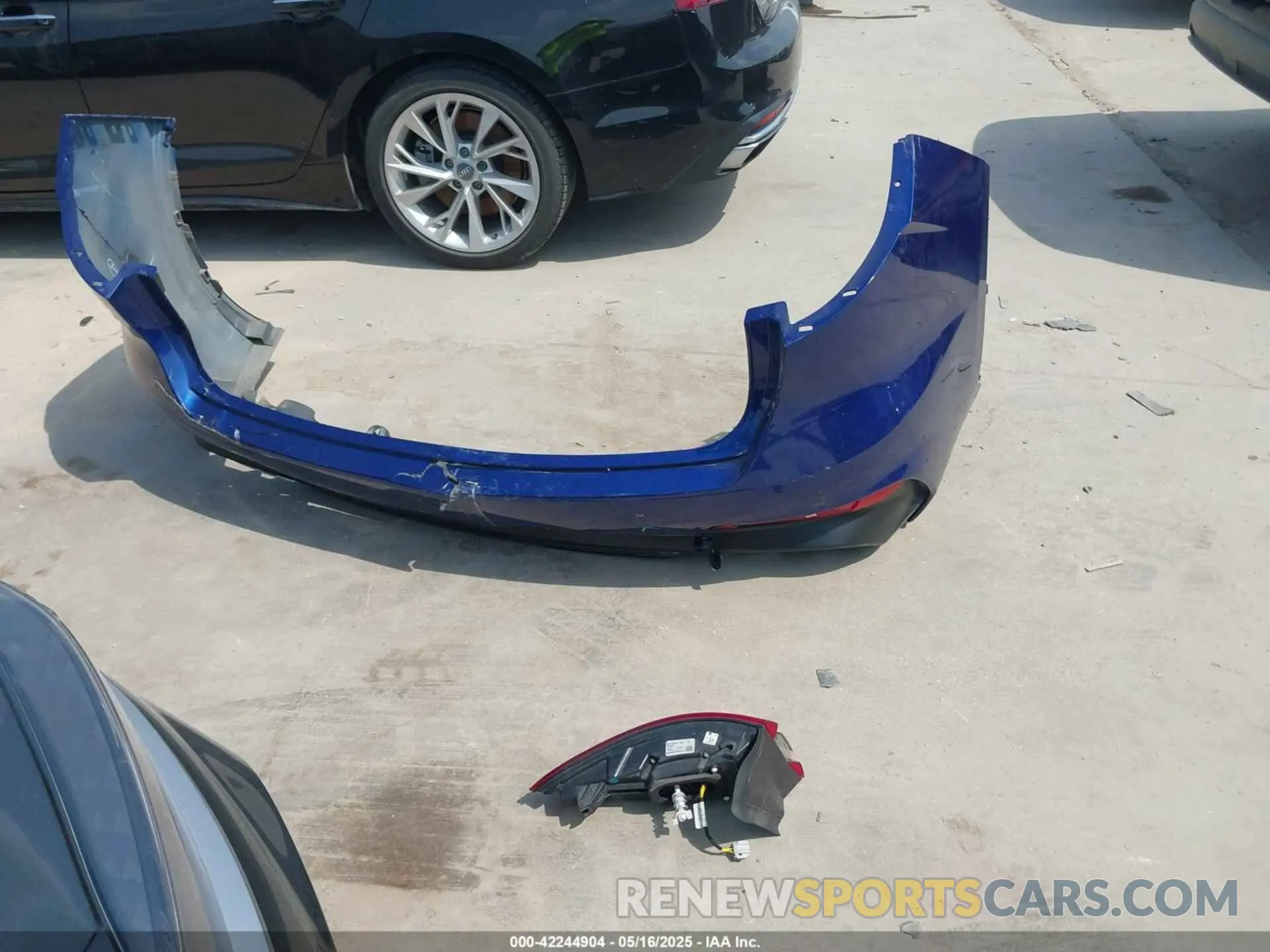 12 fotografías del automóvil dañado ZN661YUS3LX353537 MASERATI LEVANTE 2020