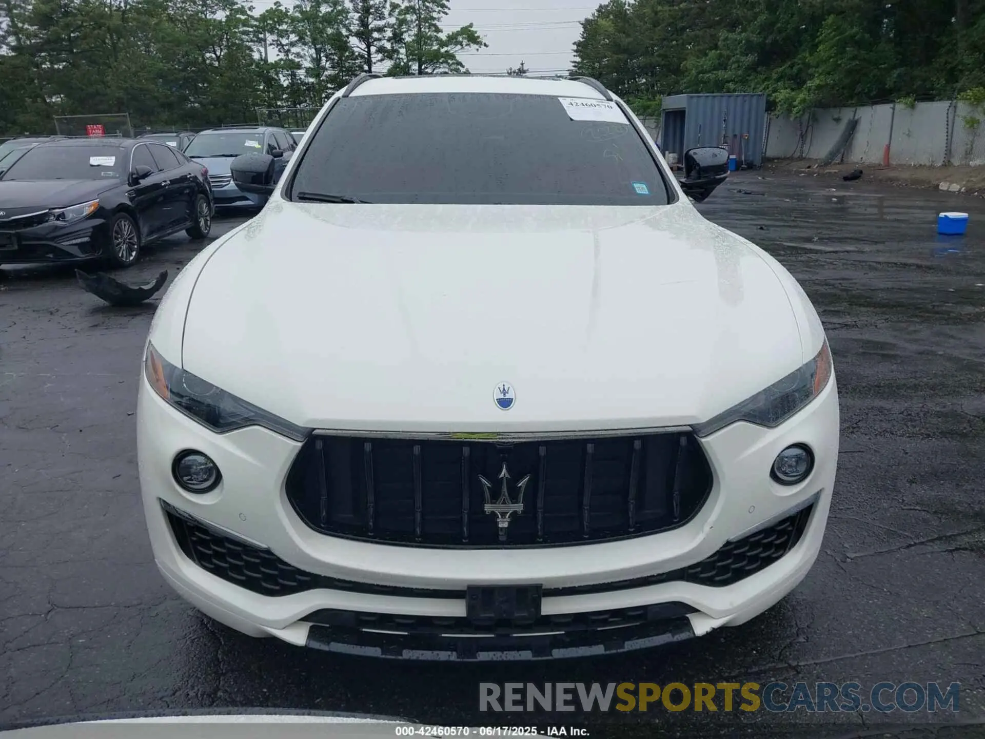 13 fotografías del automóvil dañado ZN661XUA4NX402183 MASERATI LEVANTE 2022