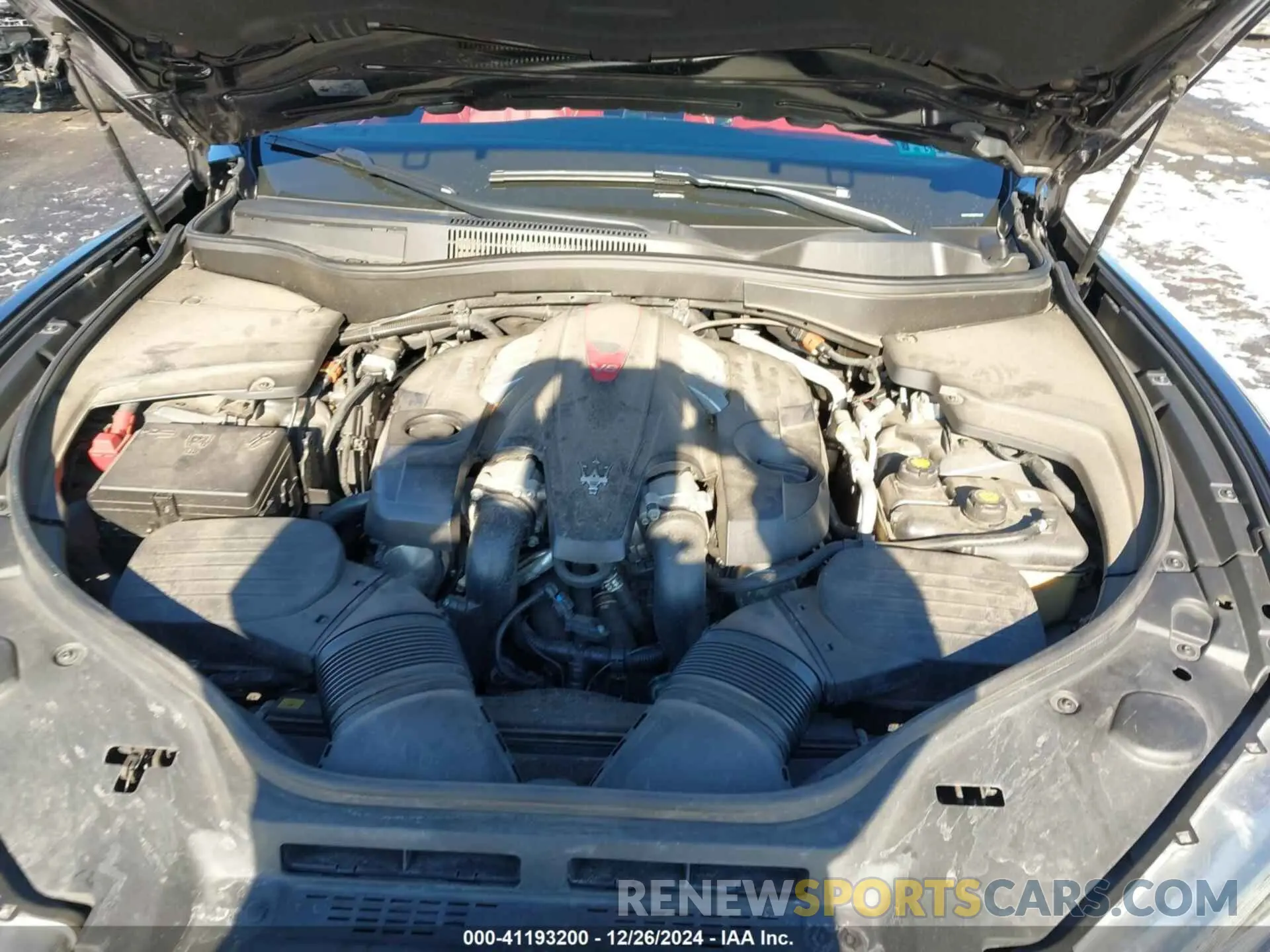 10 fotografías del automóvil dañado ZN661ZUM3NX381428 MASERATI LEVANTE 2022