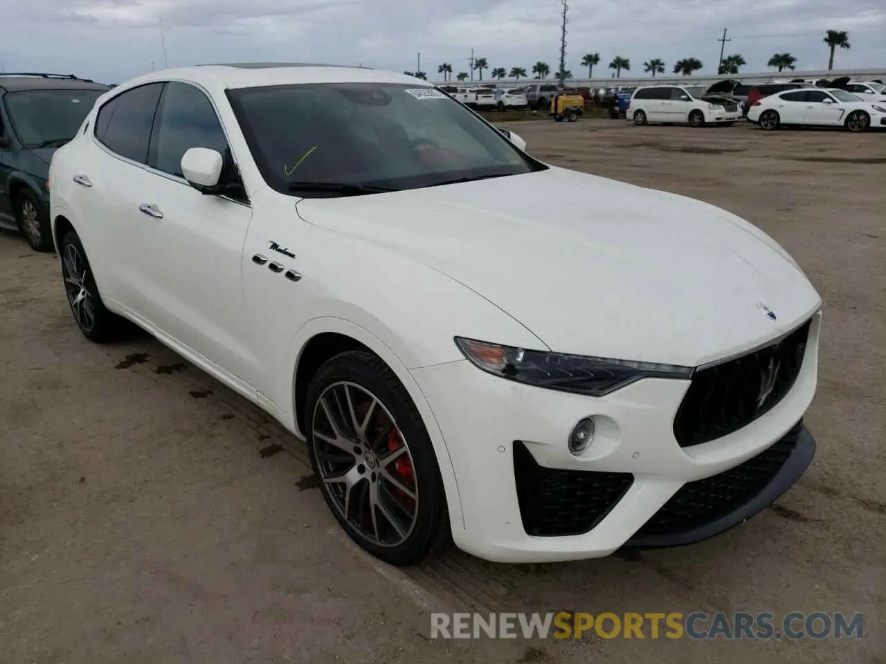 1 fotografías del automóvil dañado ZN661YUM2NX402358 MASERATI LEVANTE MO 2022