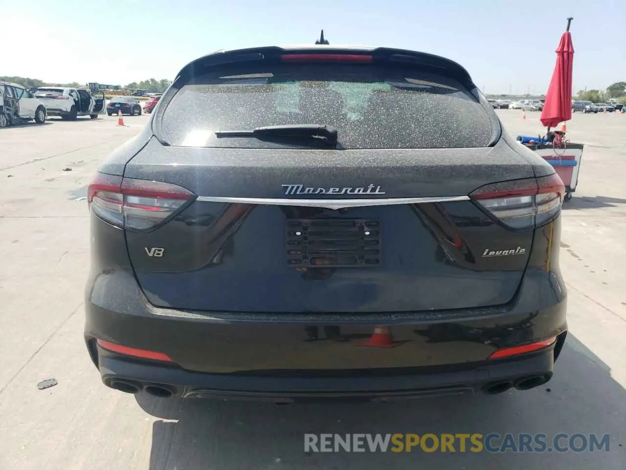 6 fotografías del automóvil dañado ZN661ZUM9NX400466 MASERATI LEVANTE MO 2022