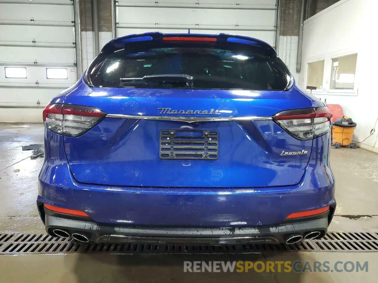 6 fotografías del automóvil dañado ZN661YUM4RX450899 MASERATI LEVANTE MO 2024