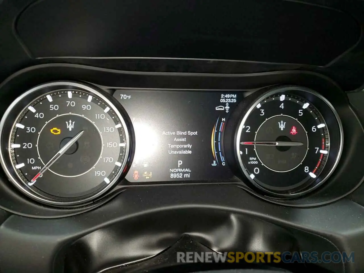 9 fotografías del automóvil dañado ZN661YUM4RX450899 MASERATI LEVANTE MO 2024