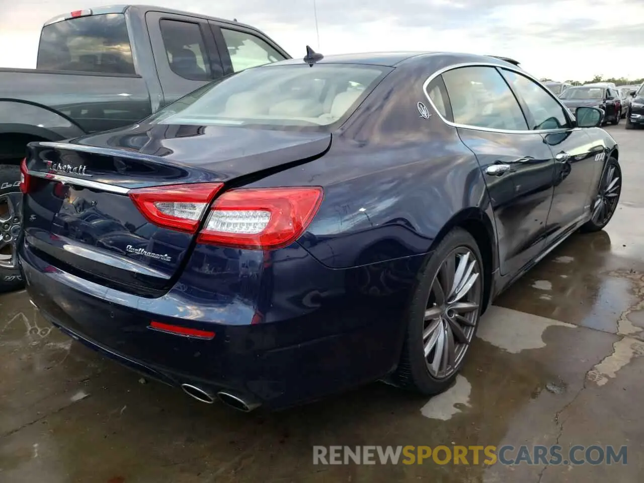 4 fotografías del automóvil dañado ZAM56YPL5K1328221 MASERATI QUATTROPOR 2019