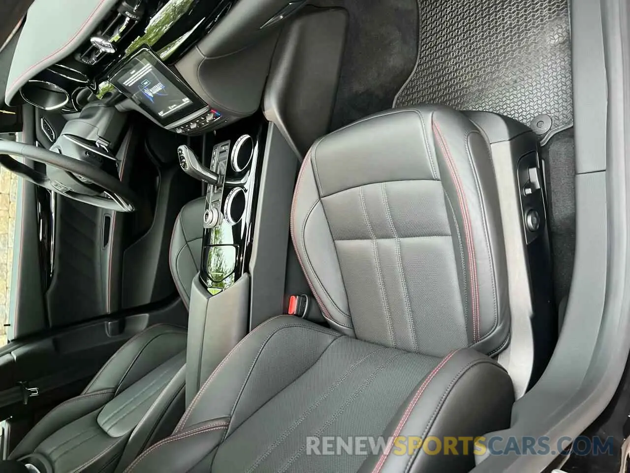 5 fotografías del automóvil dañado ZAM56YRS3K1332465 MASERATI QUATTROPOR 2019