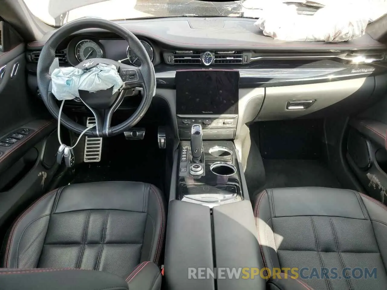 8 fotografías del automóvil dañado ZAM56YRS6M1370002 MASERATI QUATTROPOR 2021