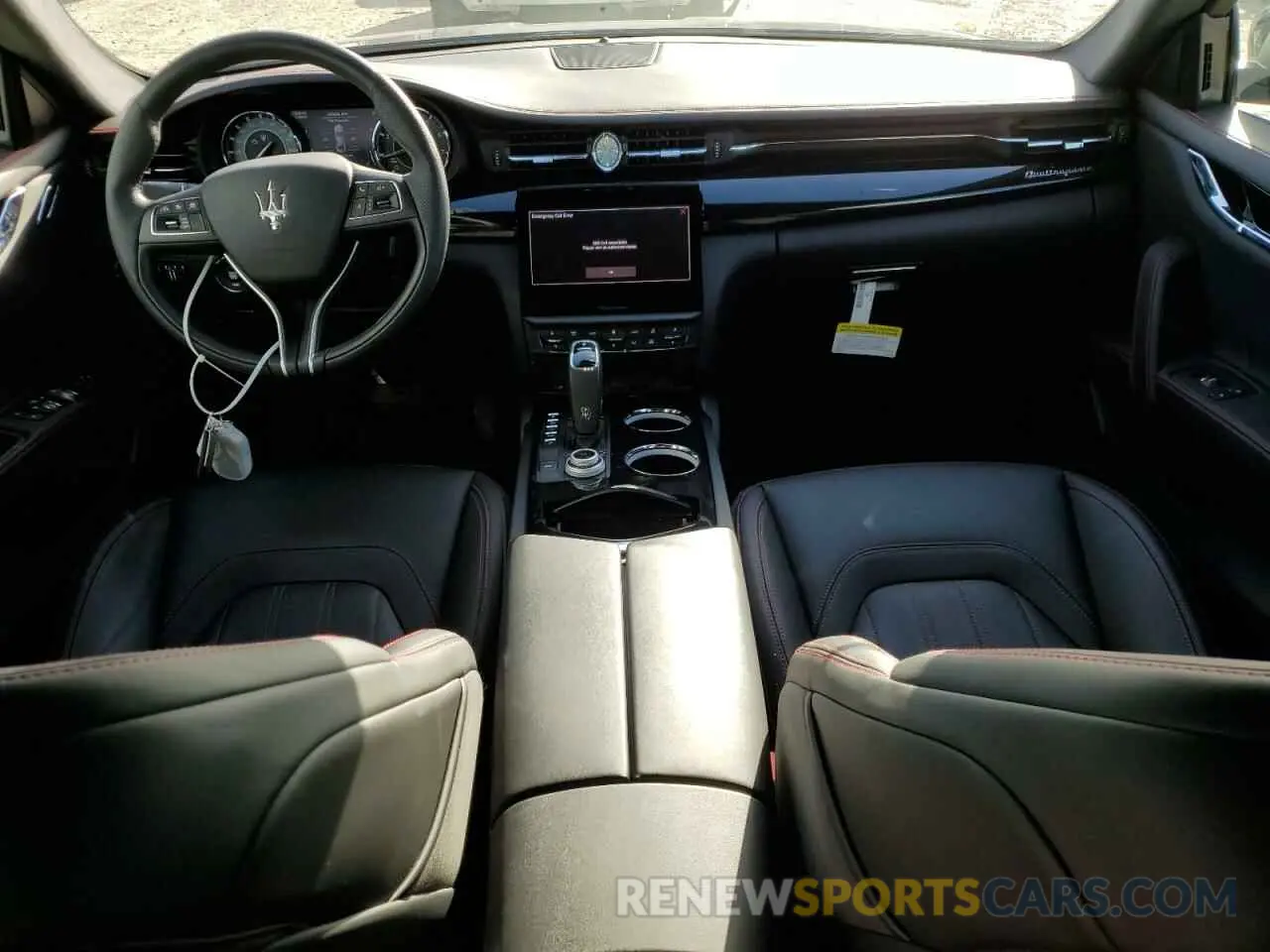 8 fotografías del automóvil dañado ZAM56XPA1NX407024 MASERATI QUATTROPOR 2022