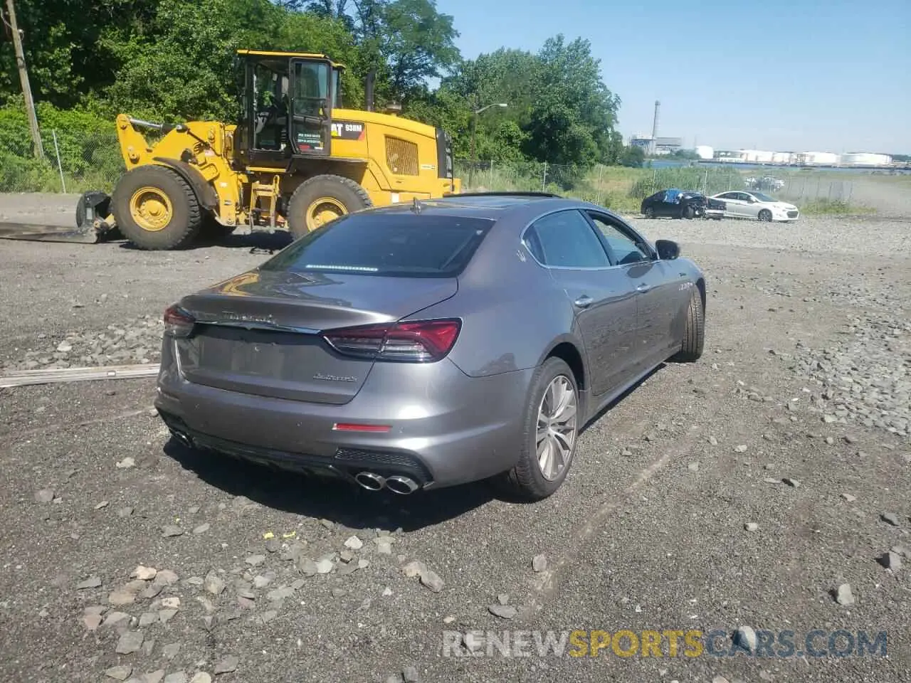 4 fotografías del automóvil dañado ZAM56YRM6N1388387 MASERATI QUATTROPOR 2022
