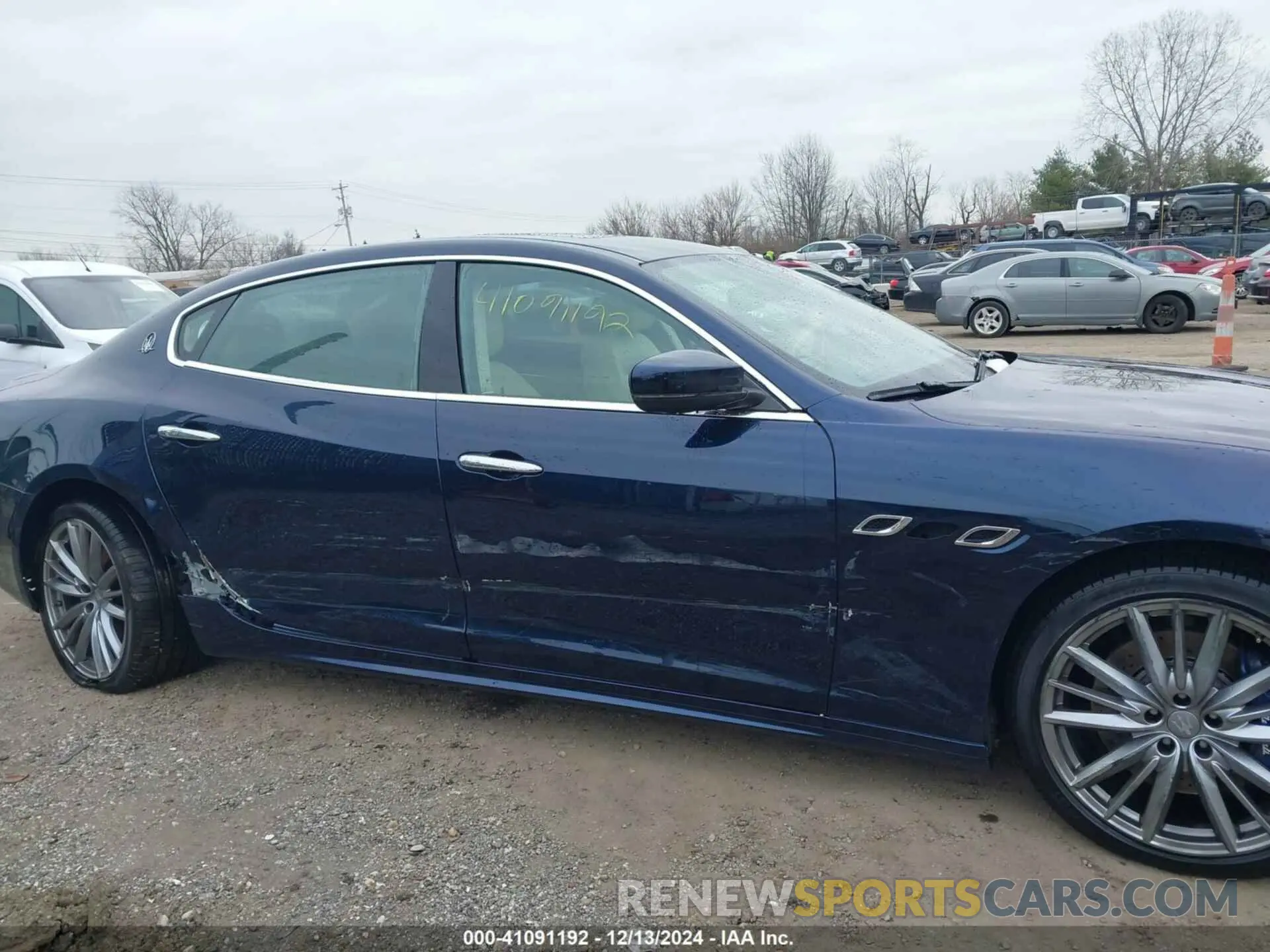 13 fotografías del automóvil dañado ZAM56YRL8K1323981 MASERATI QUATTROPORTE 2019